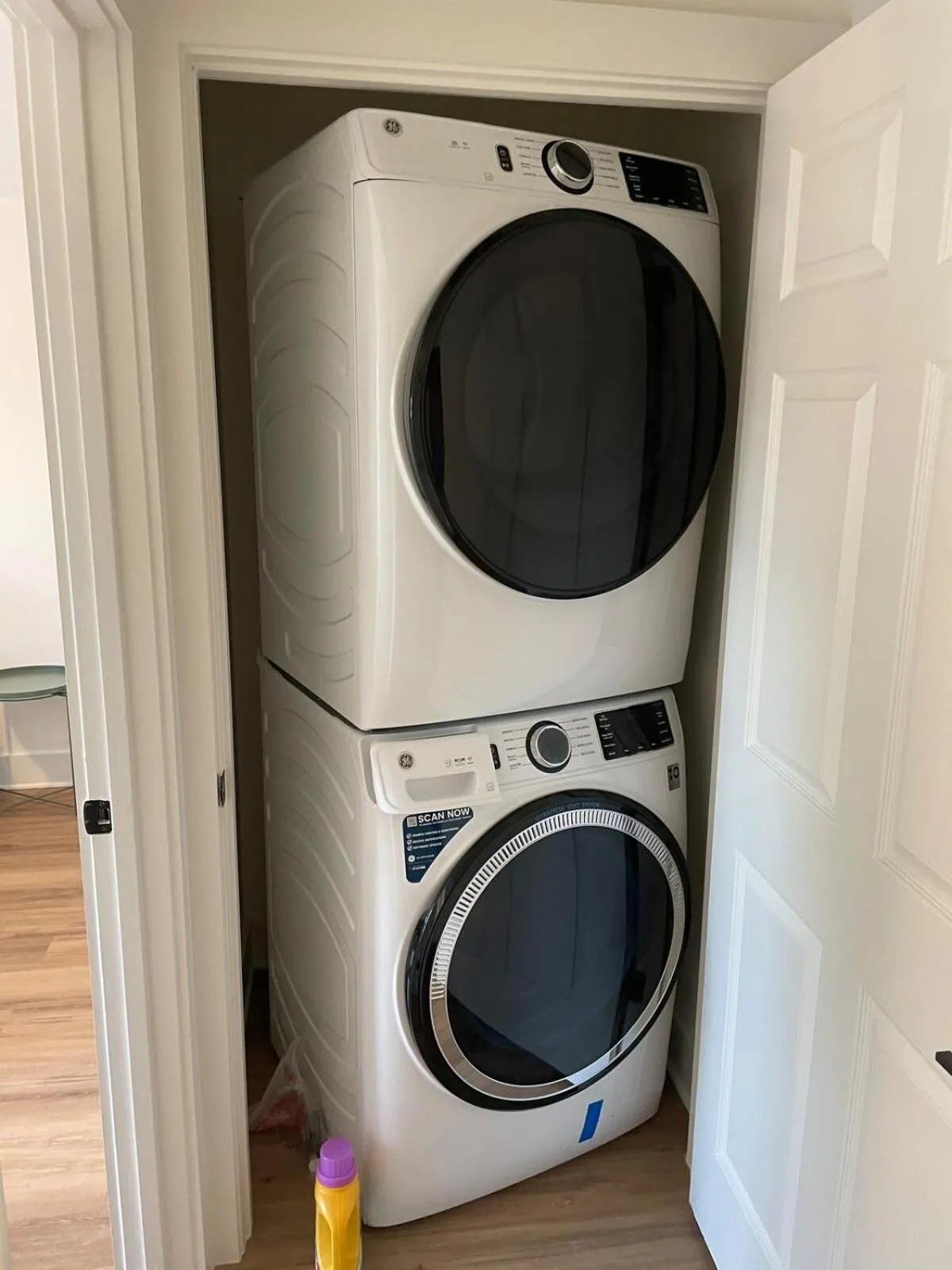 2 Kings Hot Tub Modern Cottage Hill Country