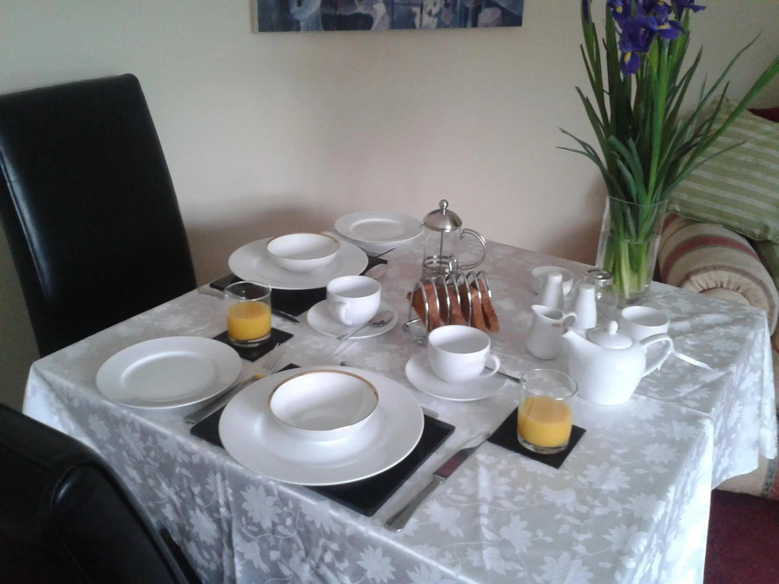 Dining area in Manor Garden Lodge