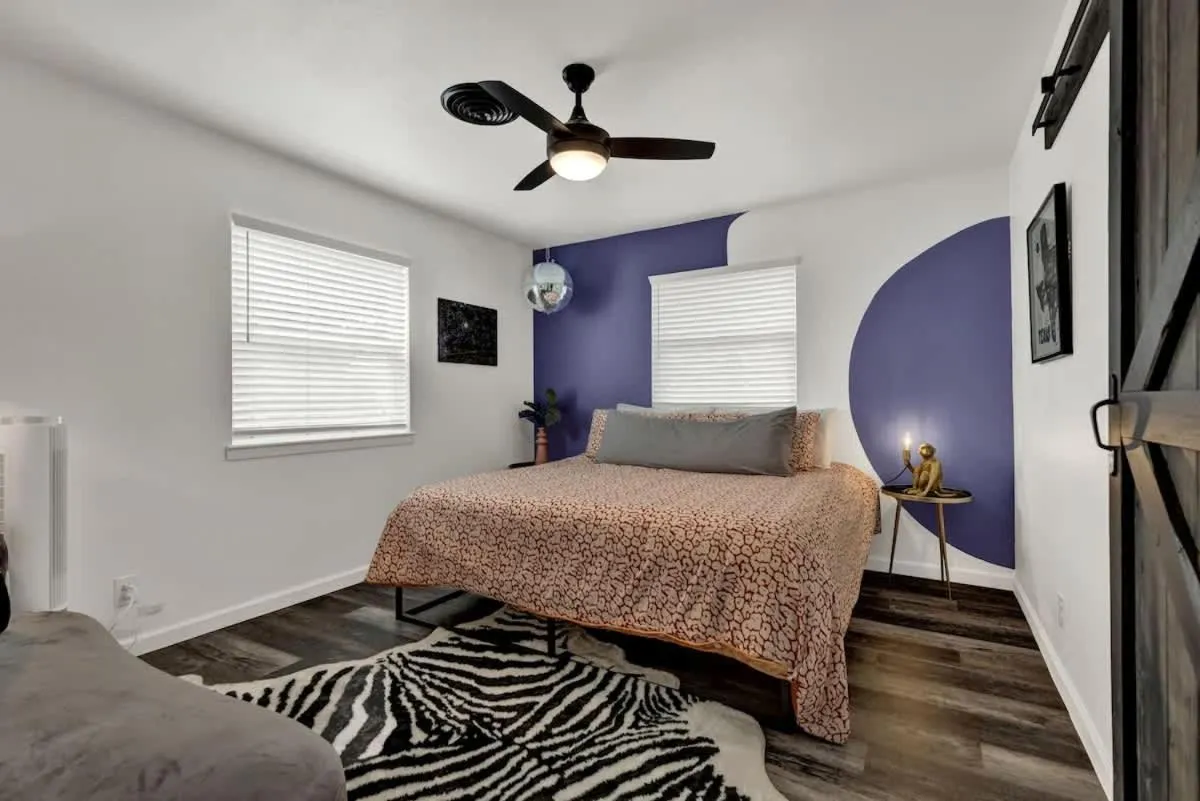 Bed in Eclectic Fun Haus with Hot Tub - 3 Min Drive to Main