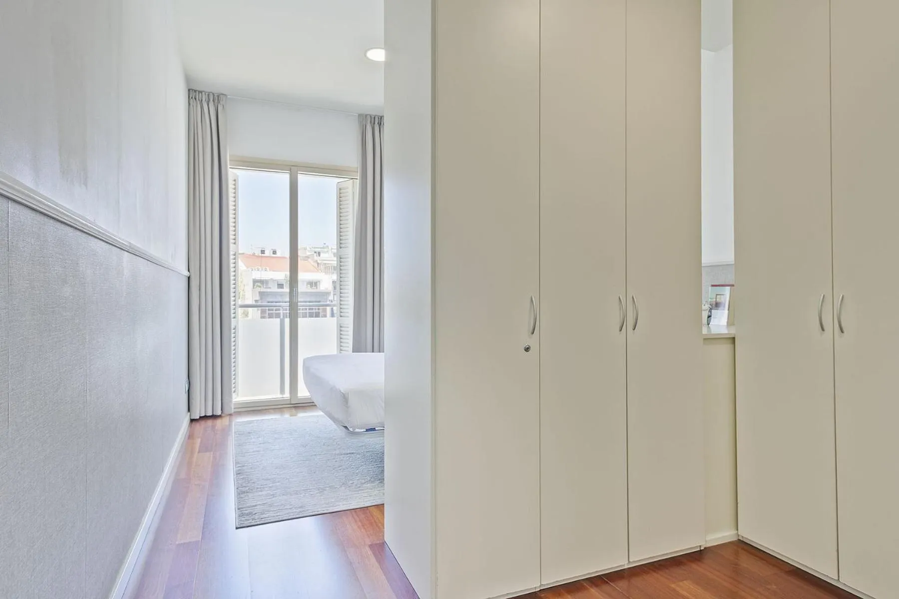 Bed in Ola Living Plaza Catalunya