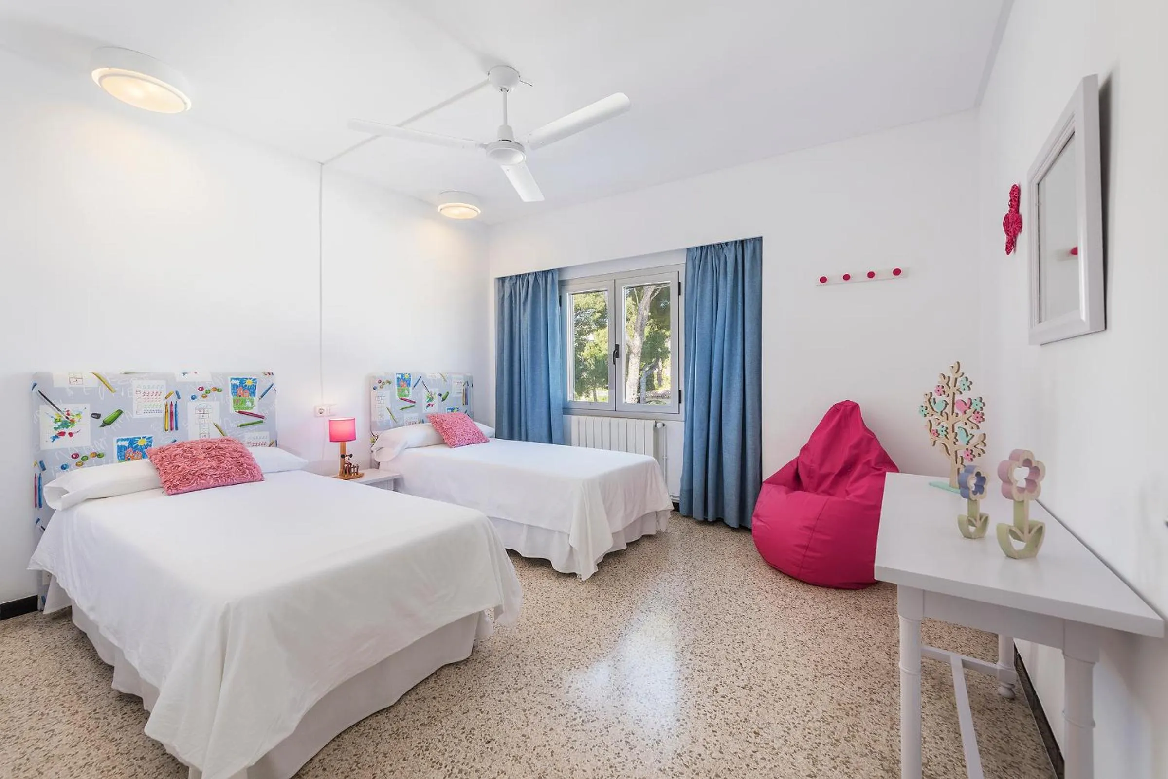 Bedroom, Bed in Can Pere Bou