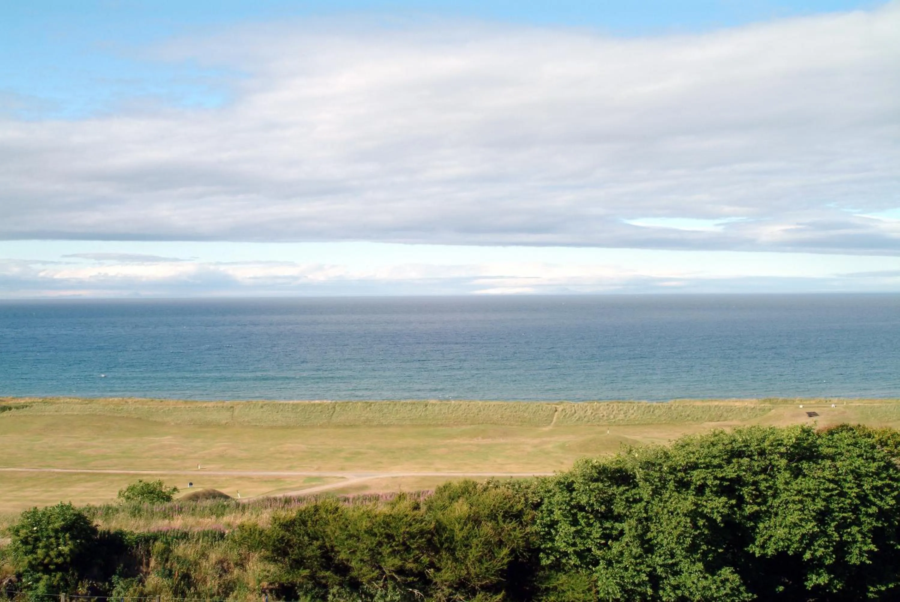 Golfcourse in Cullen Bay Hotel