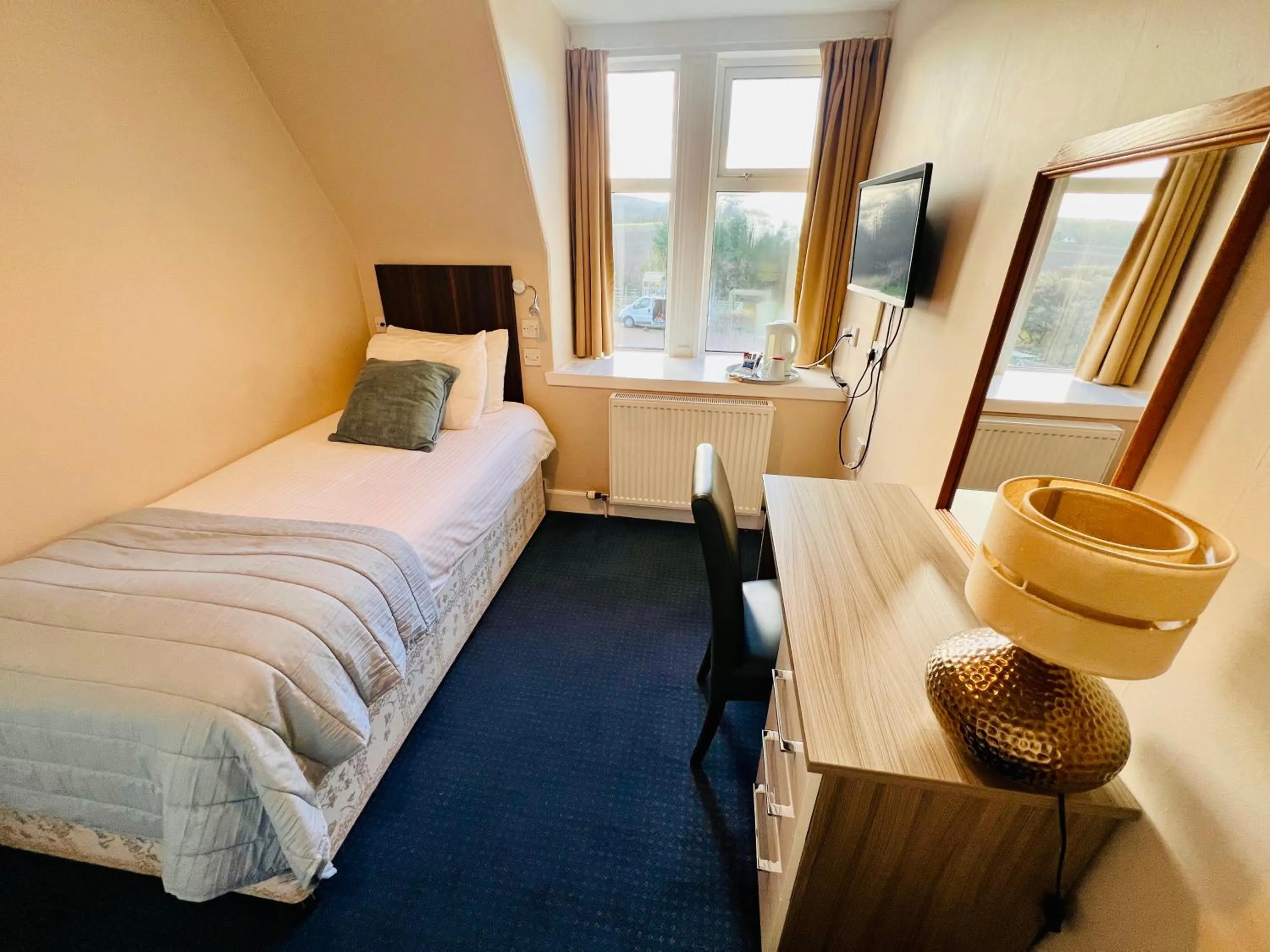 Bed in Cullen Bay Hotel