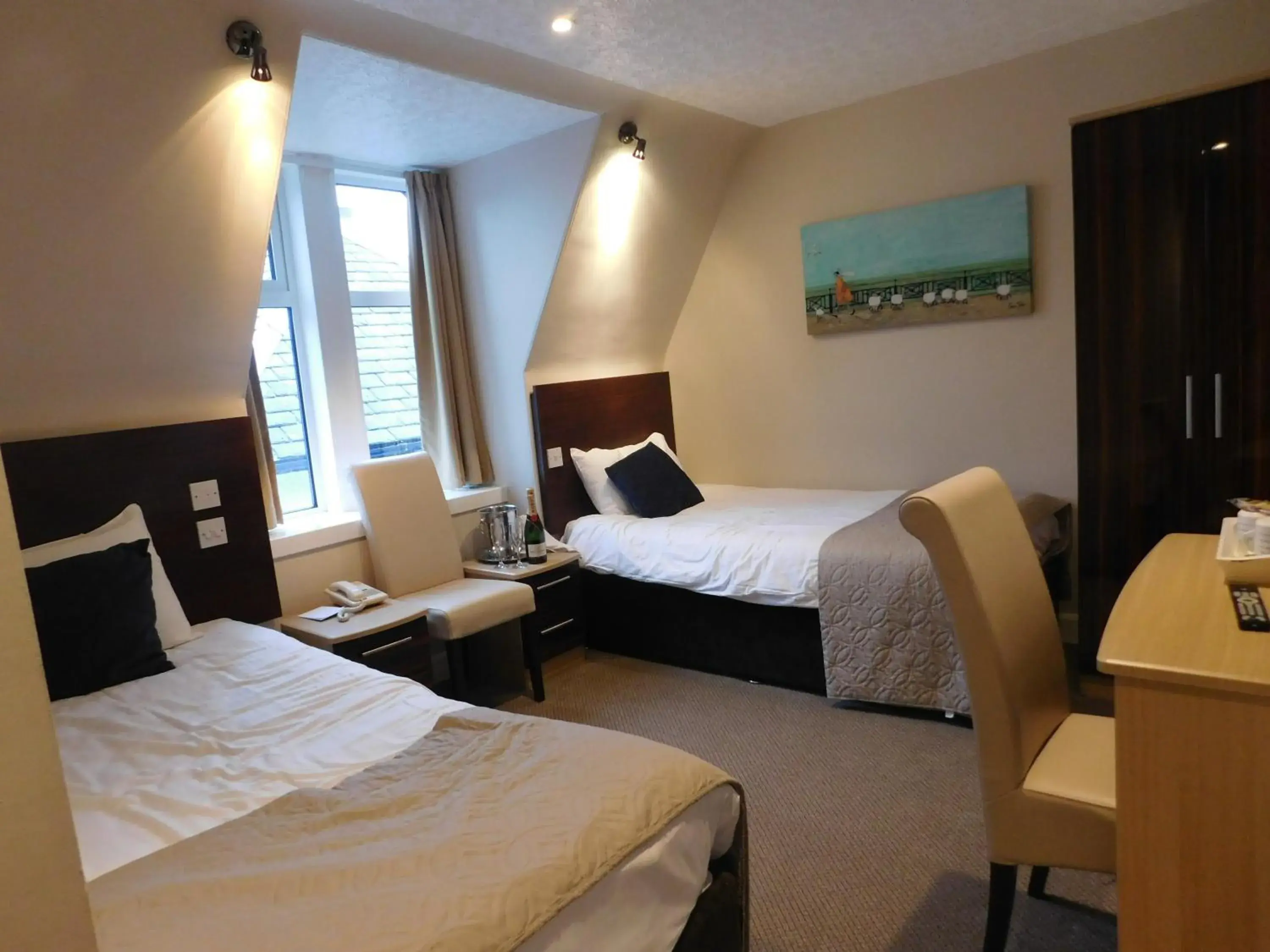 Standard Twin Room, View of Hotel Rooftop - single occupancy in Cullen Bay Hotel Standard Twin Room, View of Hotel Rooftop - single occupancy in Cullen Bay Hotel