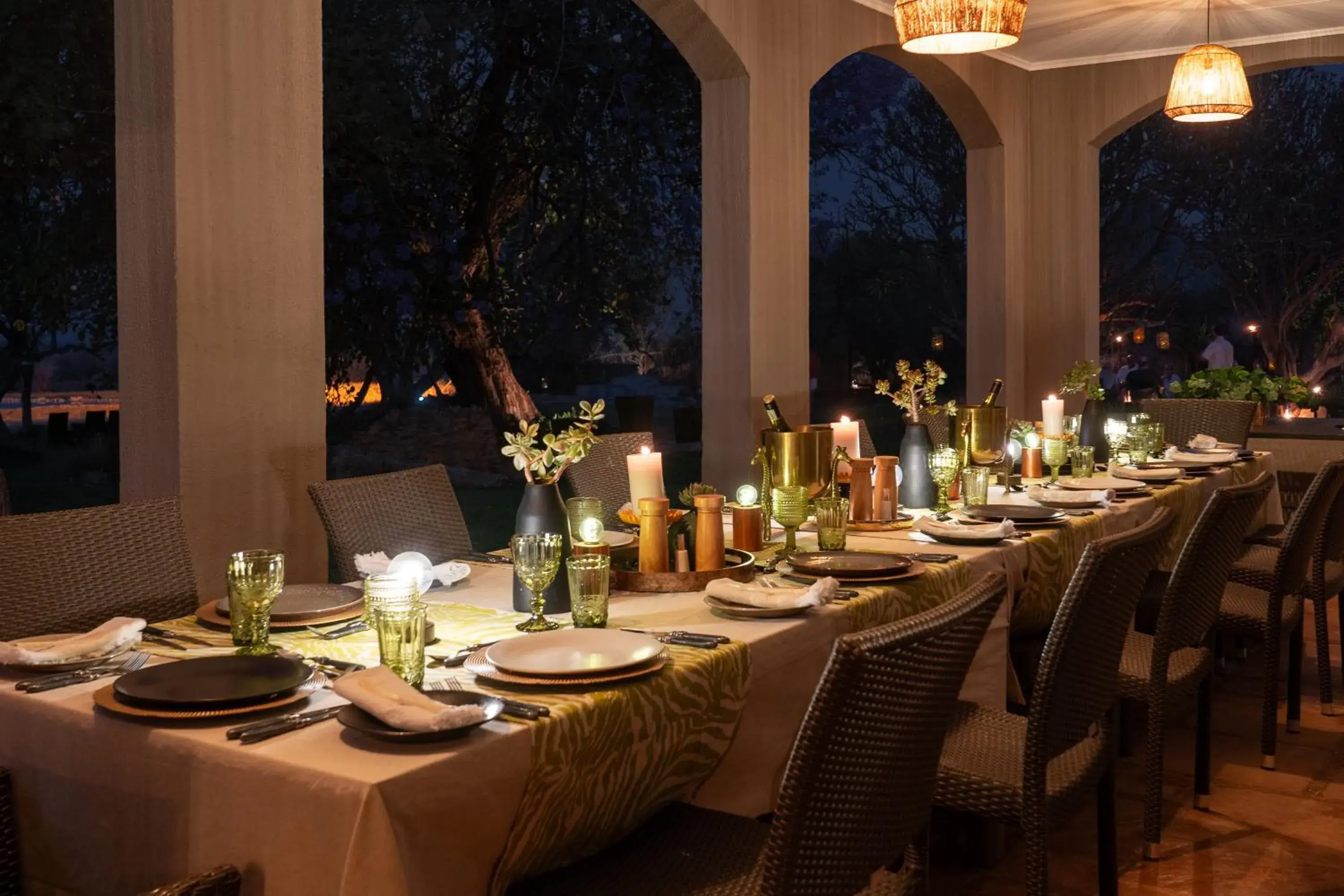 Restaurant/places to eat in Last Word Madikwe Restaurant/places to eat in Last Word Madikwe