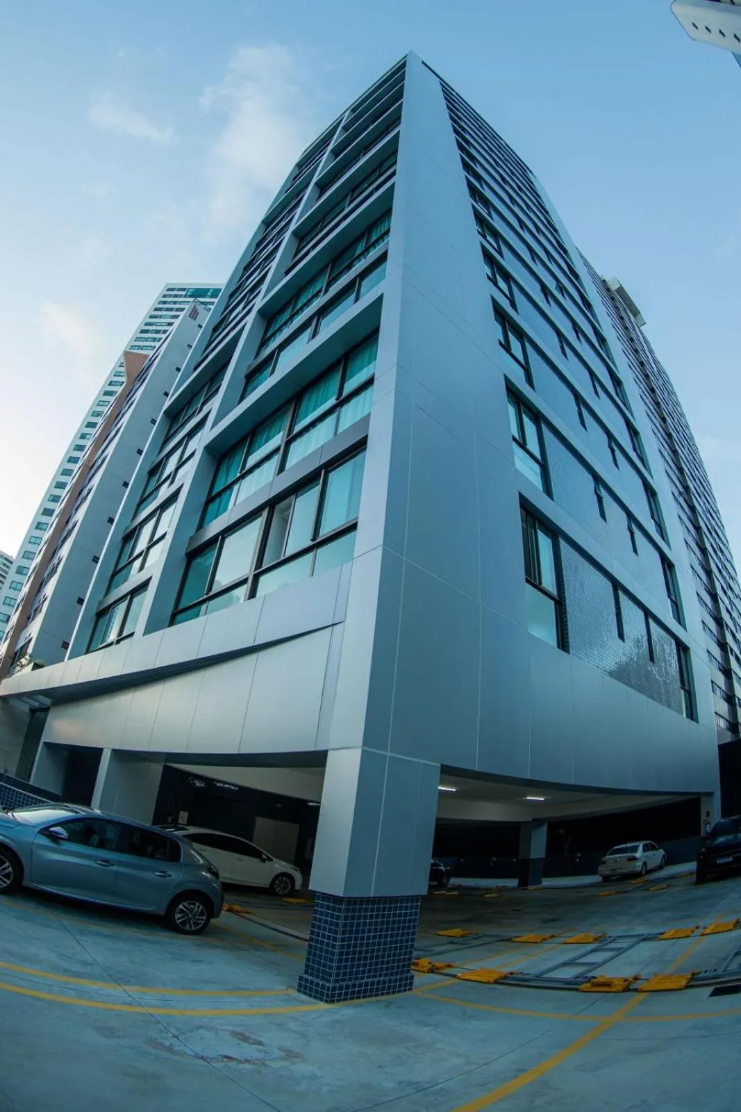 Property building in Rooftop 470 - Novíssimo Flat Boa Viagem