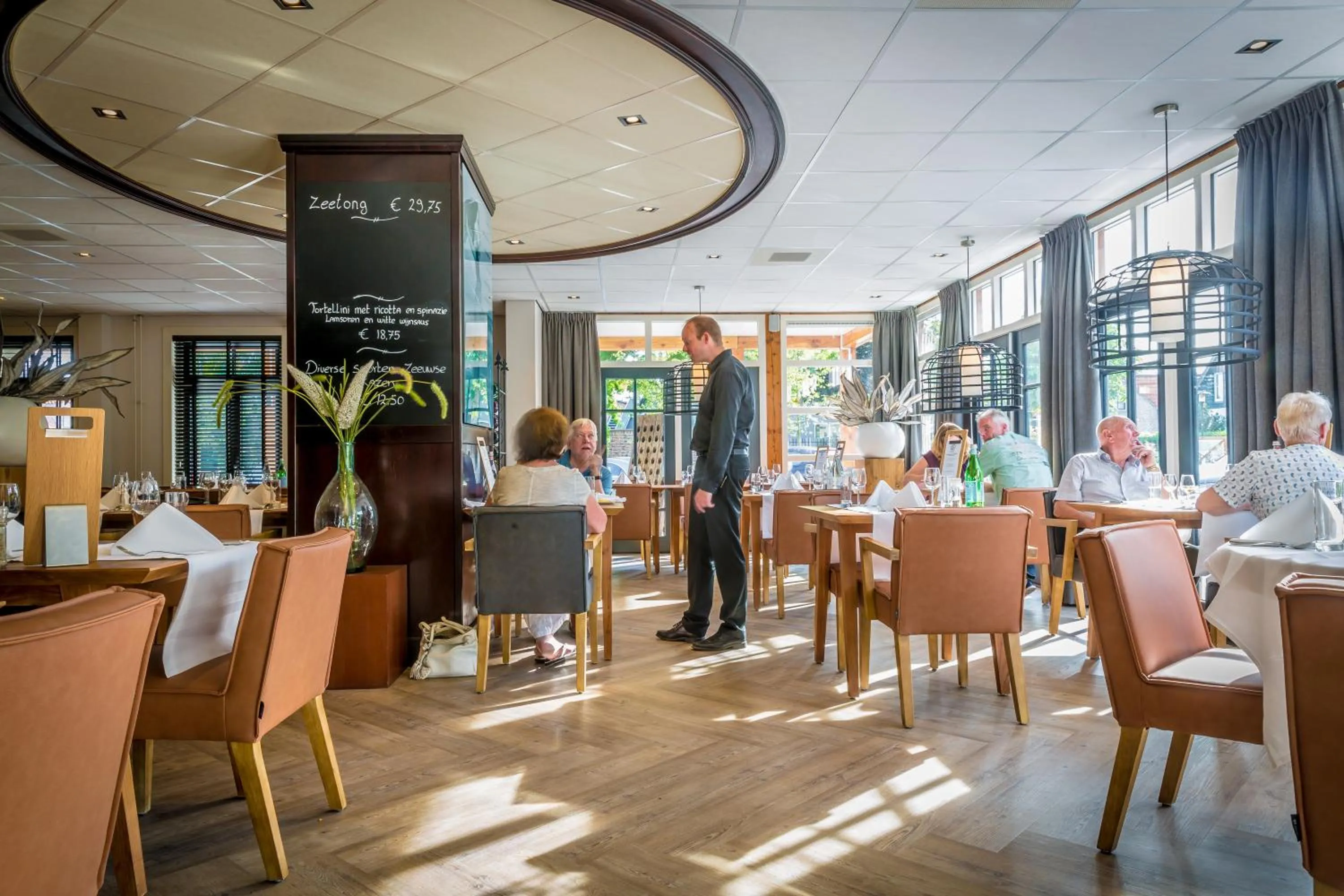 Restaurant/places to eat in Romantik Badhotel Renesse