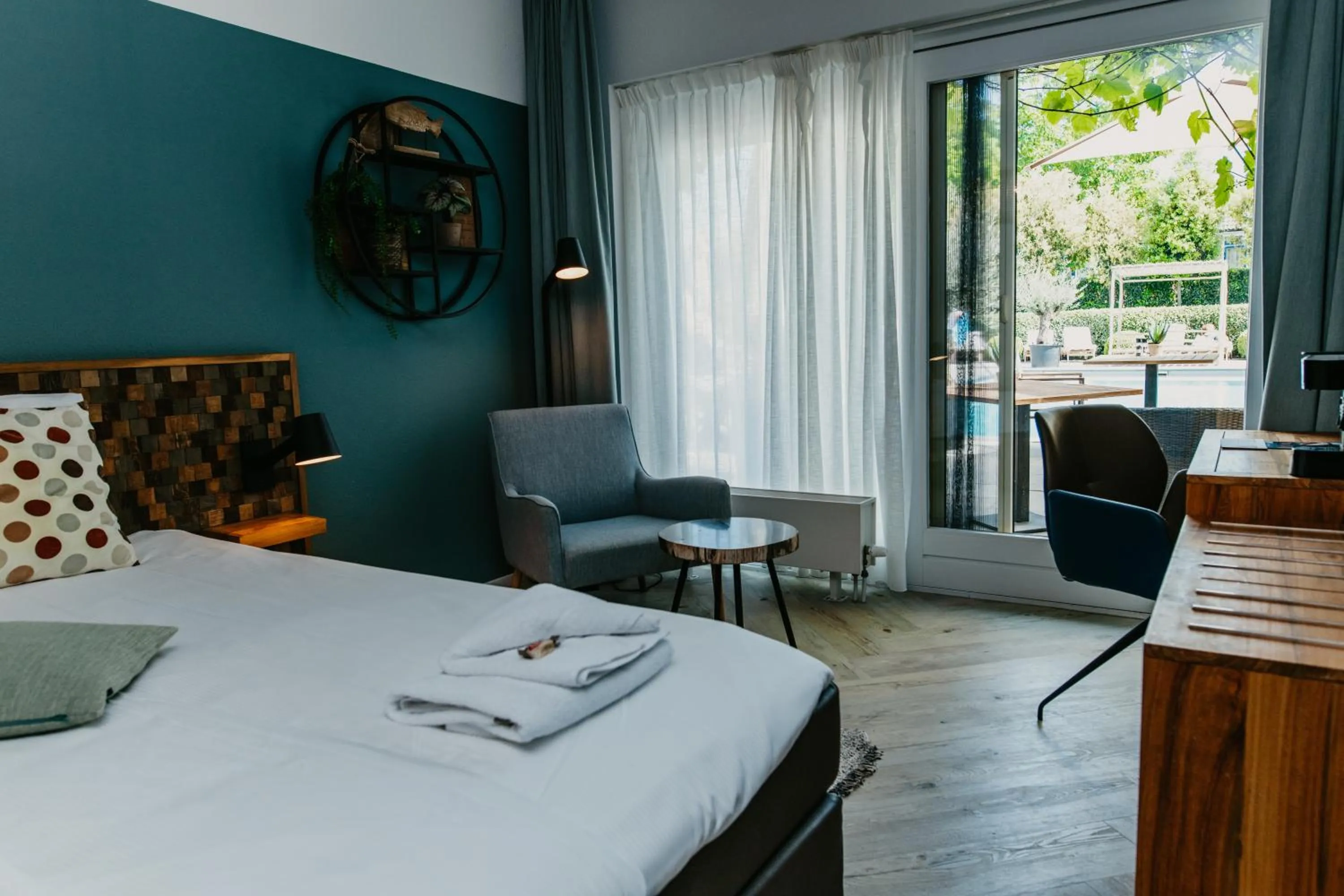 Bed in Romantik Badhotel Renesse