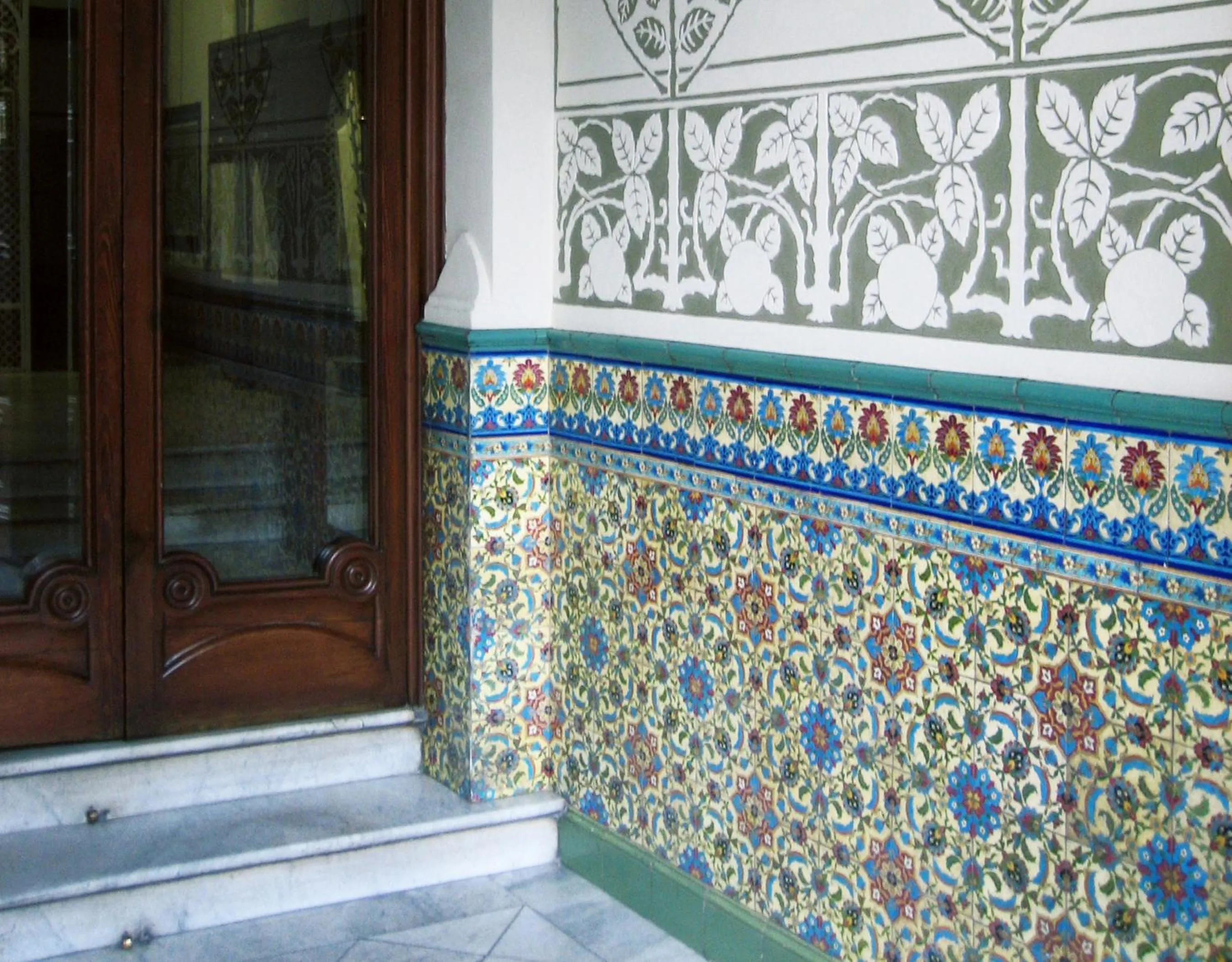 Facade/entrance in Casa del Mediterraneo