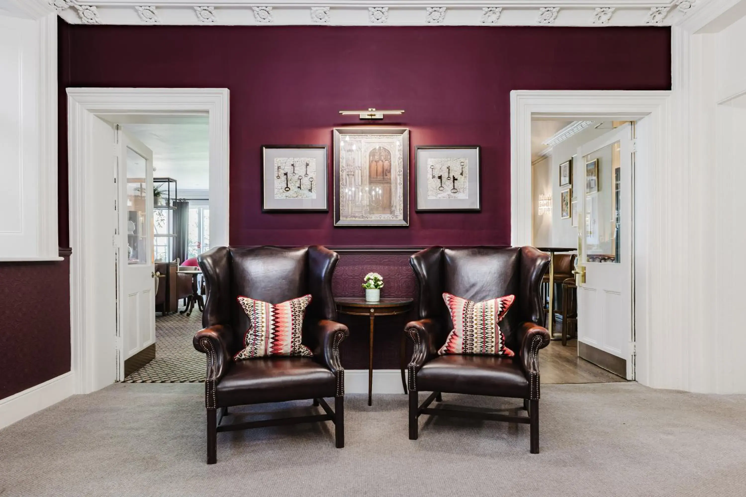 Lobby or reception in Winchester Royal Hotel Lobby or reception in Winchester Royal Hotel