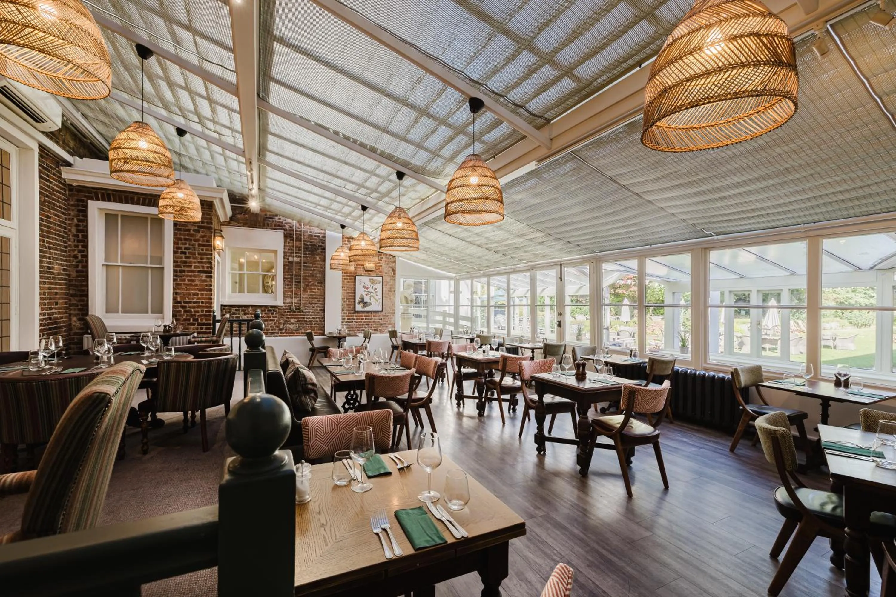 Restaurant/places to eat in Winchester Royal Hotel