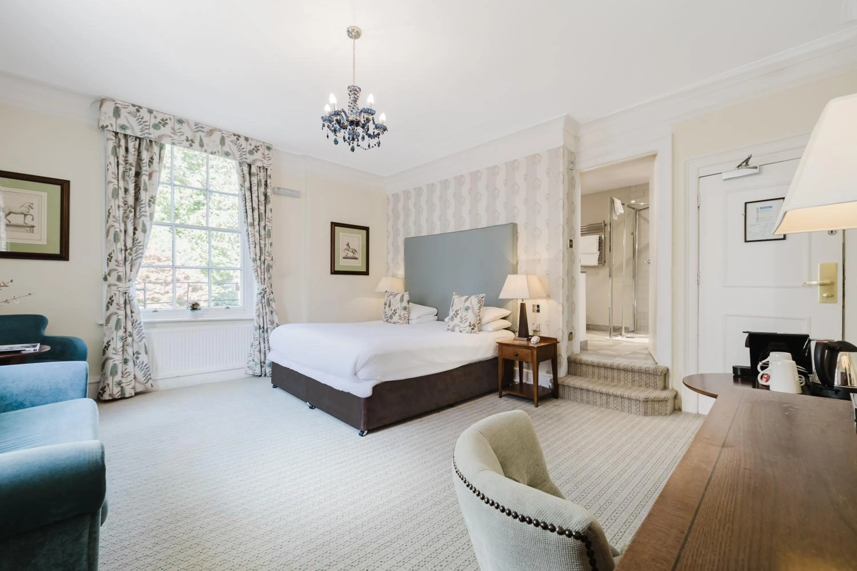 Bed in Winchester Royal Hotel