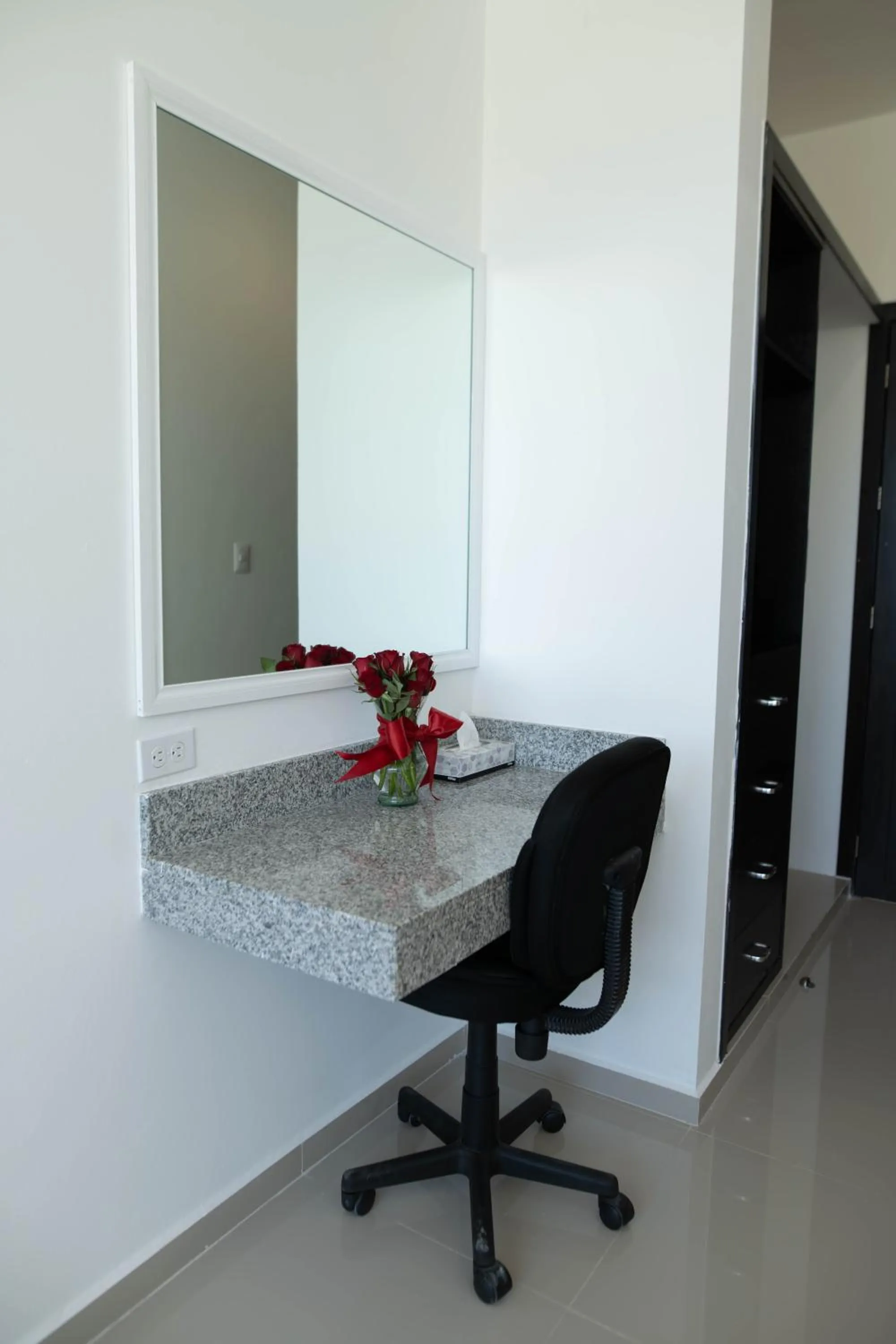 hair dresser in Hotel & Suites Yuca Ville Siglo XXI