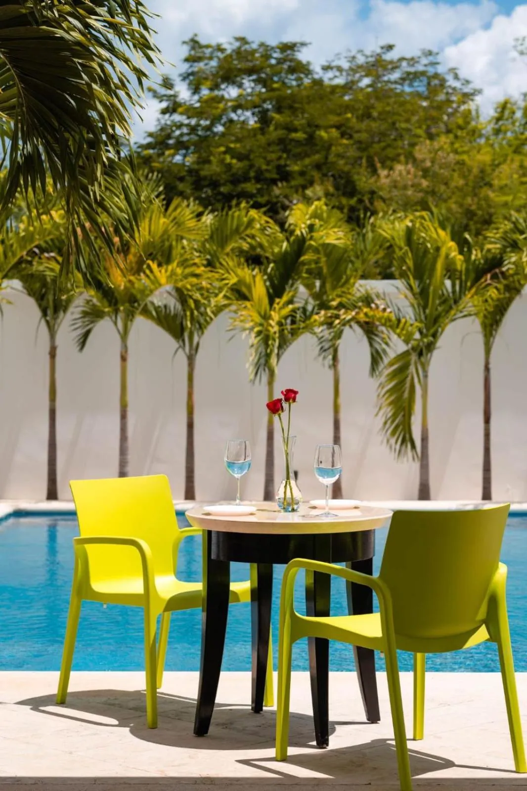 Swimming pool in Hotel & Suites Yuca Ville Siglo XXI