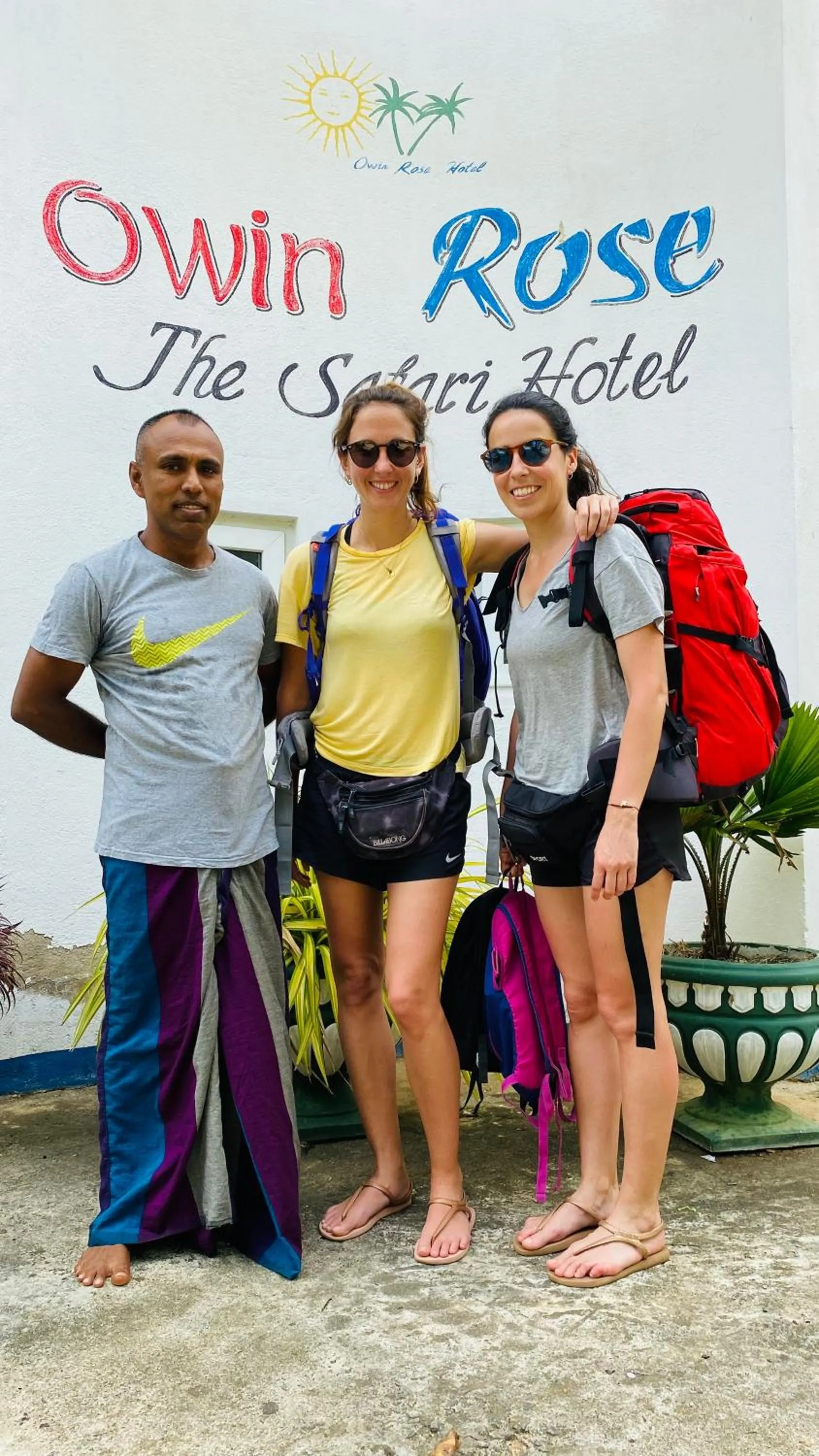 group of guests in Owin Rose Yala Safari Hotel