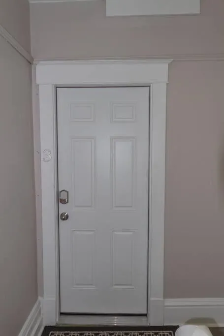 Historic 2 KING BED 1 Bath Near Downtown Spokane