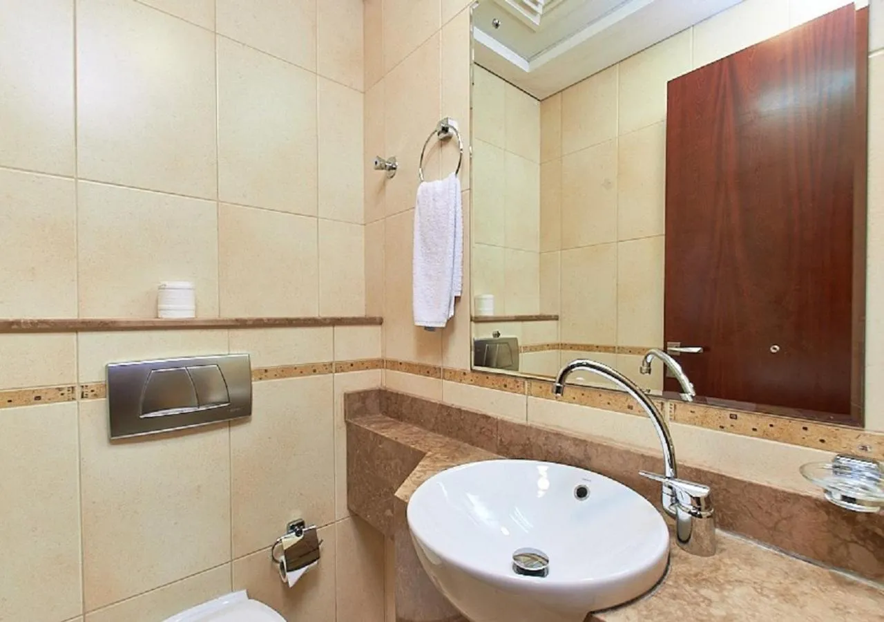 Bathroom in Mughal Suites