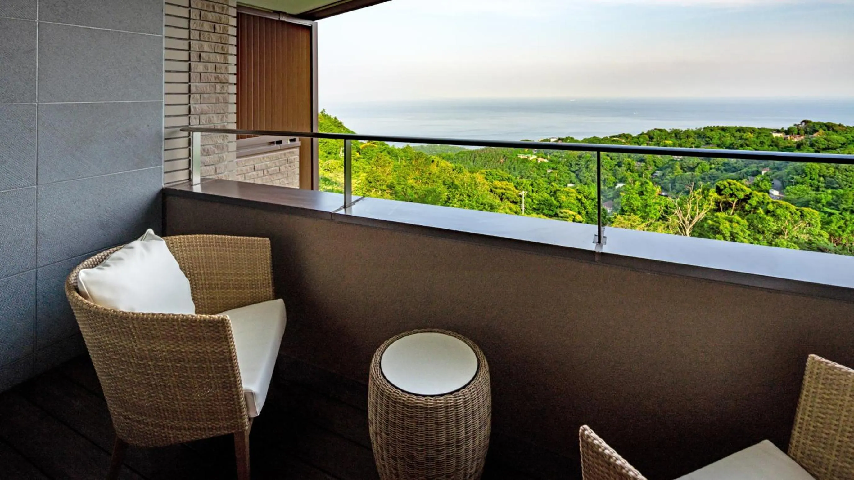 Izu Hotel Resort & Spa