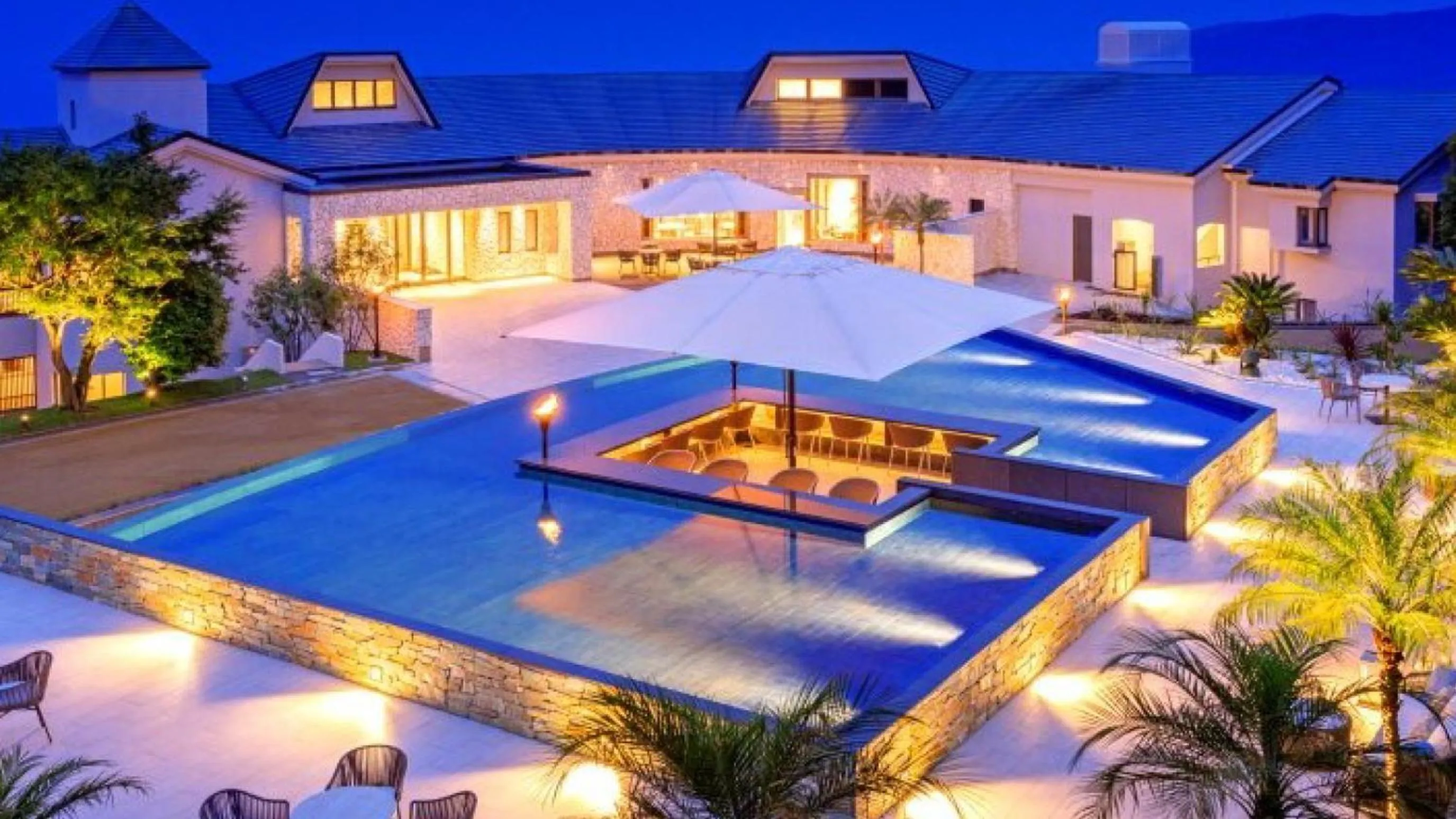 Izu Hotel Resort & Spa