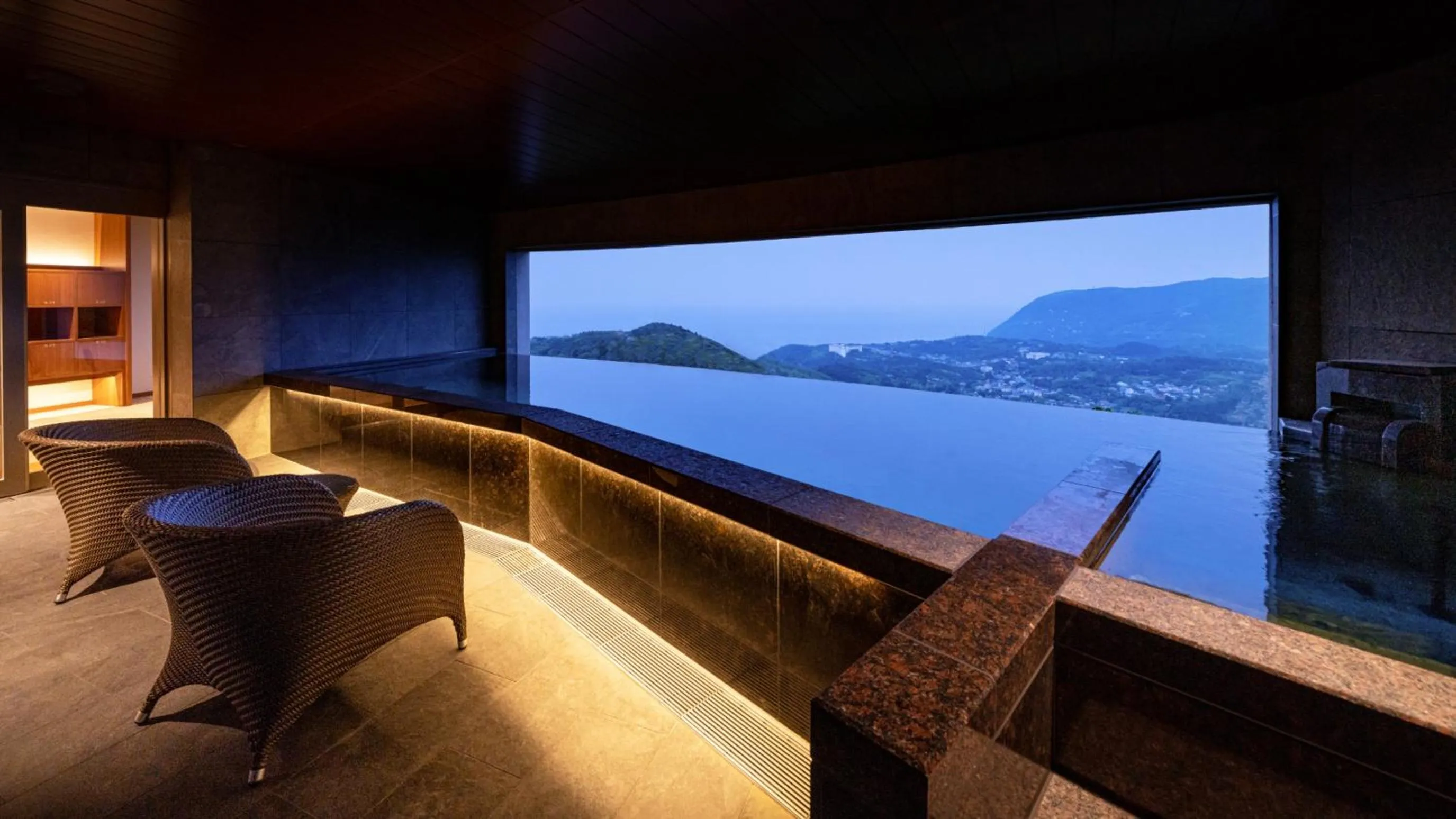 Izu Hotel Resort & Spa