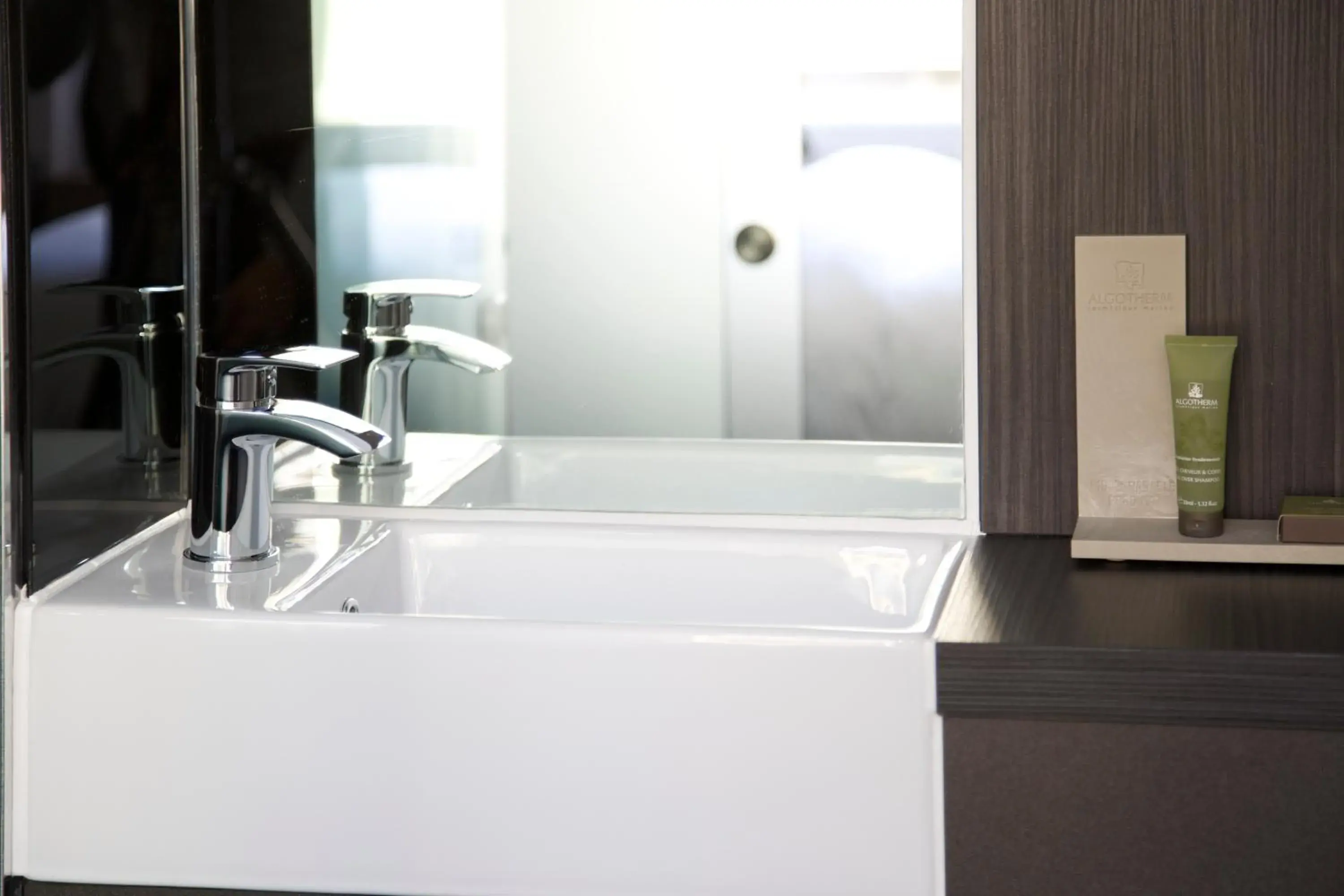 Bathroom in The Z Hotel Glasgow Bathroom in The Z Hotel Glasgow