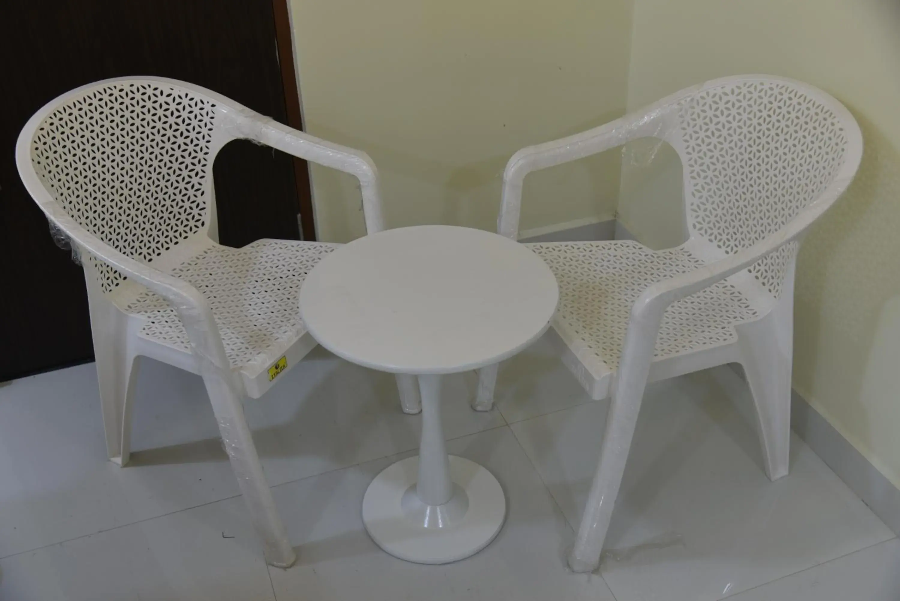 Single Room with Bathroom - single occupancy in Super Hotel O Magunta Layout Nellore Formerly The Paradise Guest Inn Single Room with Bathroom - single occupancy in Super Hotel O Magunta Layout Nellore Formerly The Paradise Guest Inn