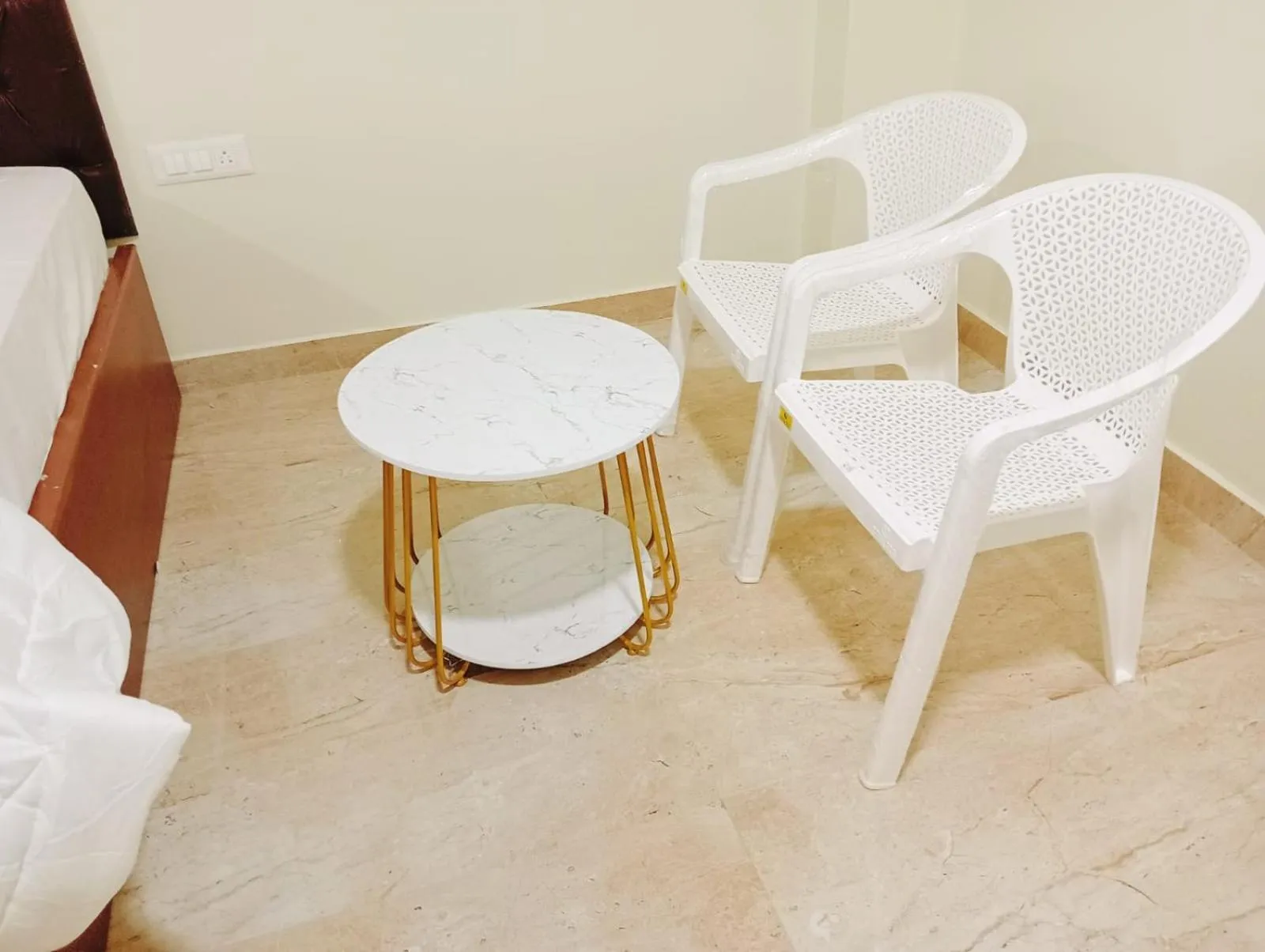 Living room in The Paradise Guest Inn