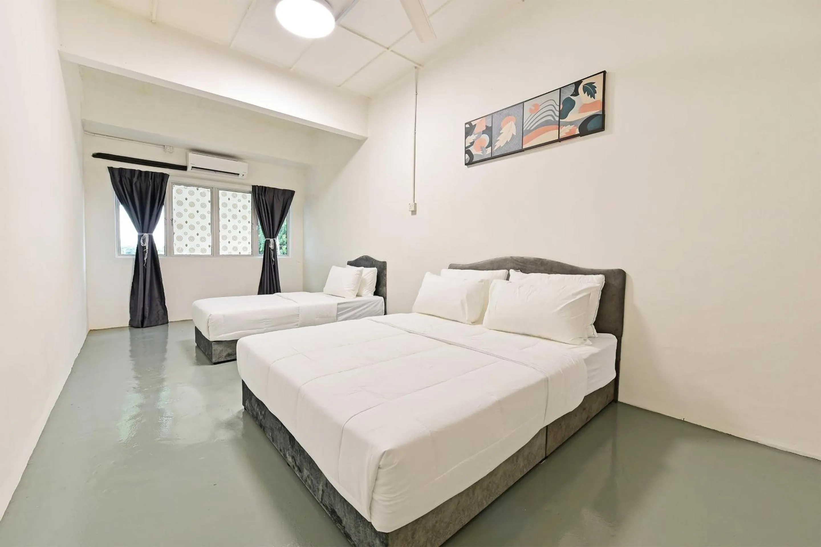 Bedroom, Bed in Hotel O S Homestay