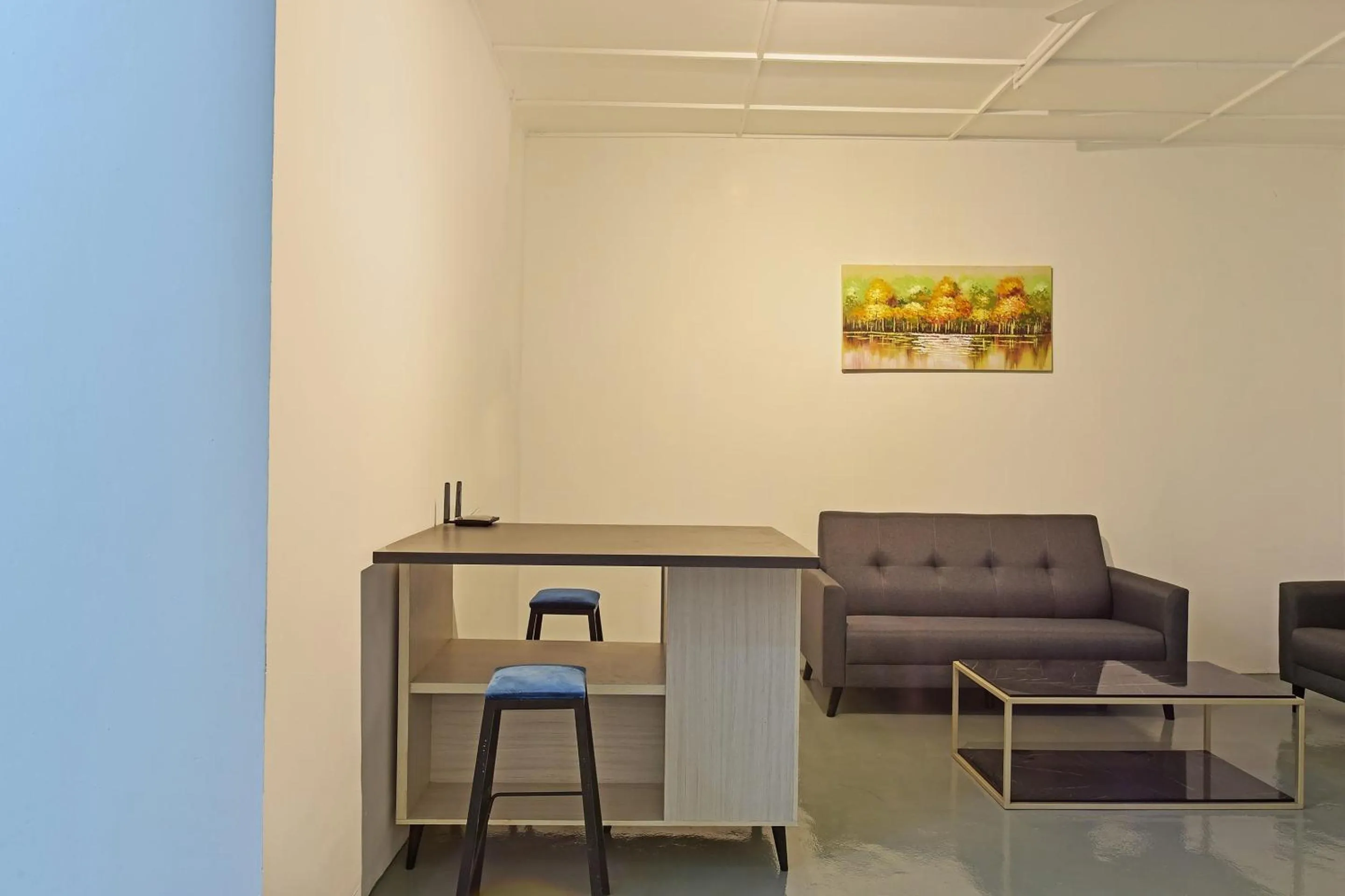 Lobby or reception in Hotel O S Homestay