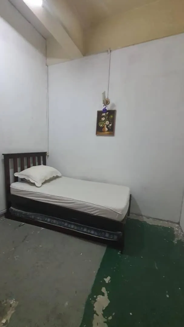 Bedroom in Hotel O Penginapan Almera