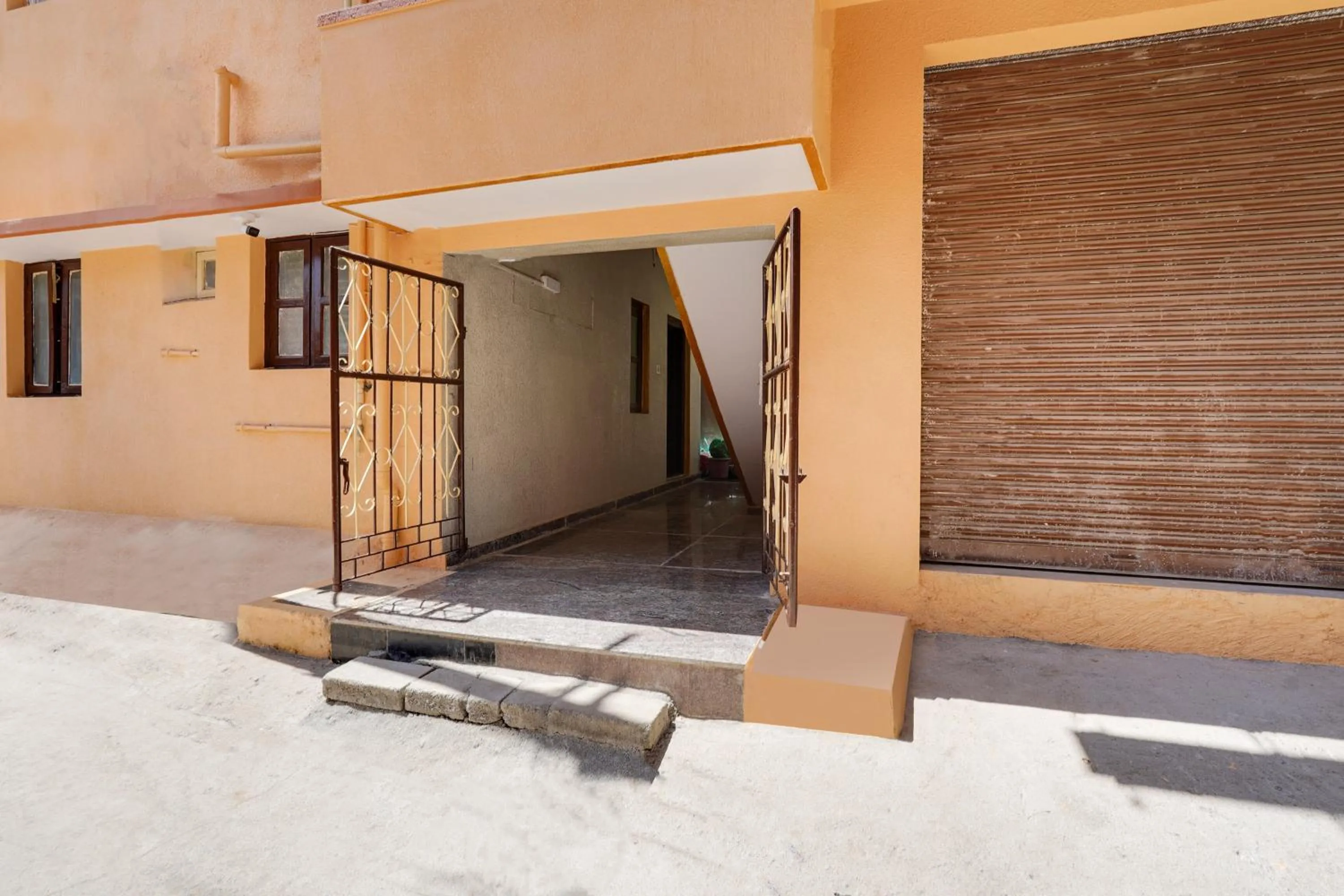 Facade/entrance in Hotel O Lakshmana Hotel