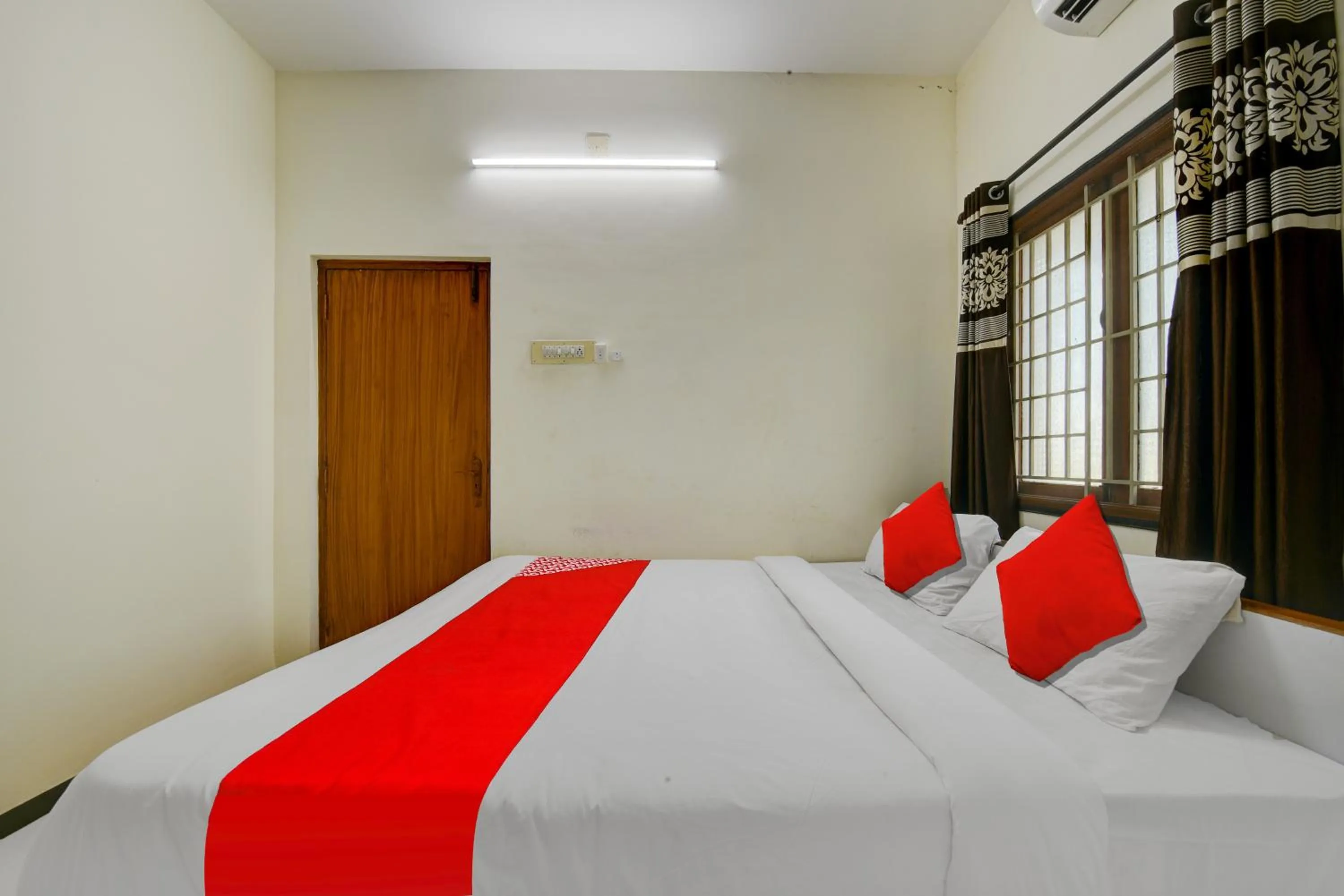 Bedroom, Bed in SMS Homes