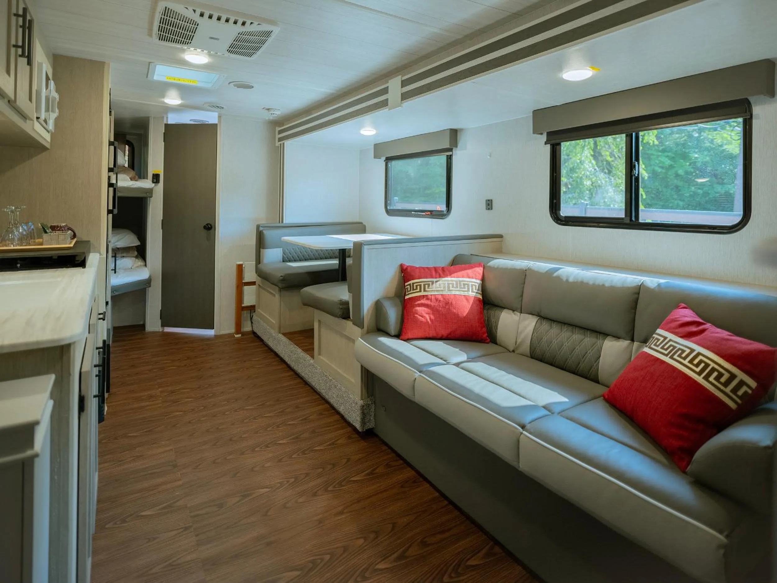 Kitchen or kitchenette in Gramercy Village 山中湖 Glamping &Sauna