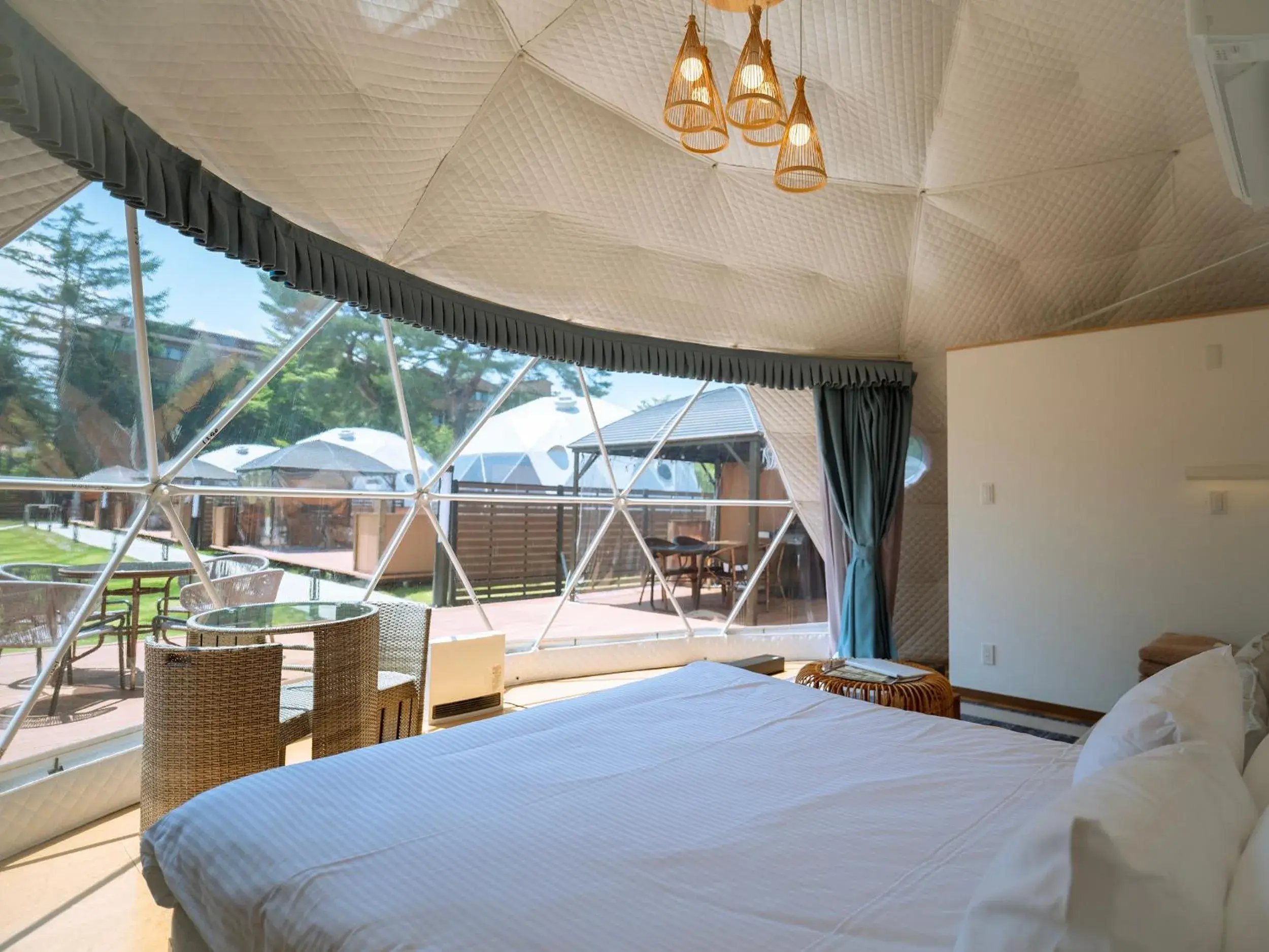 Bed in Gramercy Village 山中湖 Glamping &Sauna Bed in Gramercy Village 山中湖 Glamping &Sauna