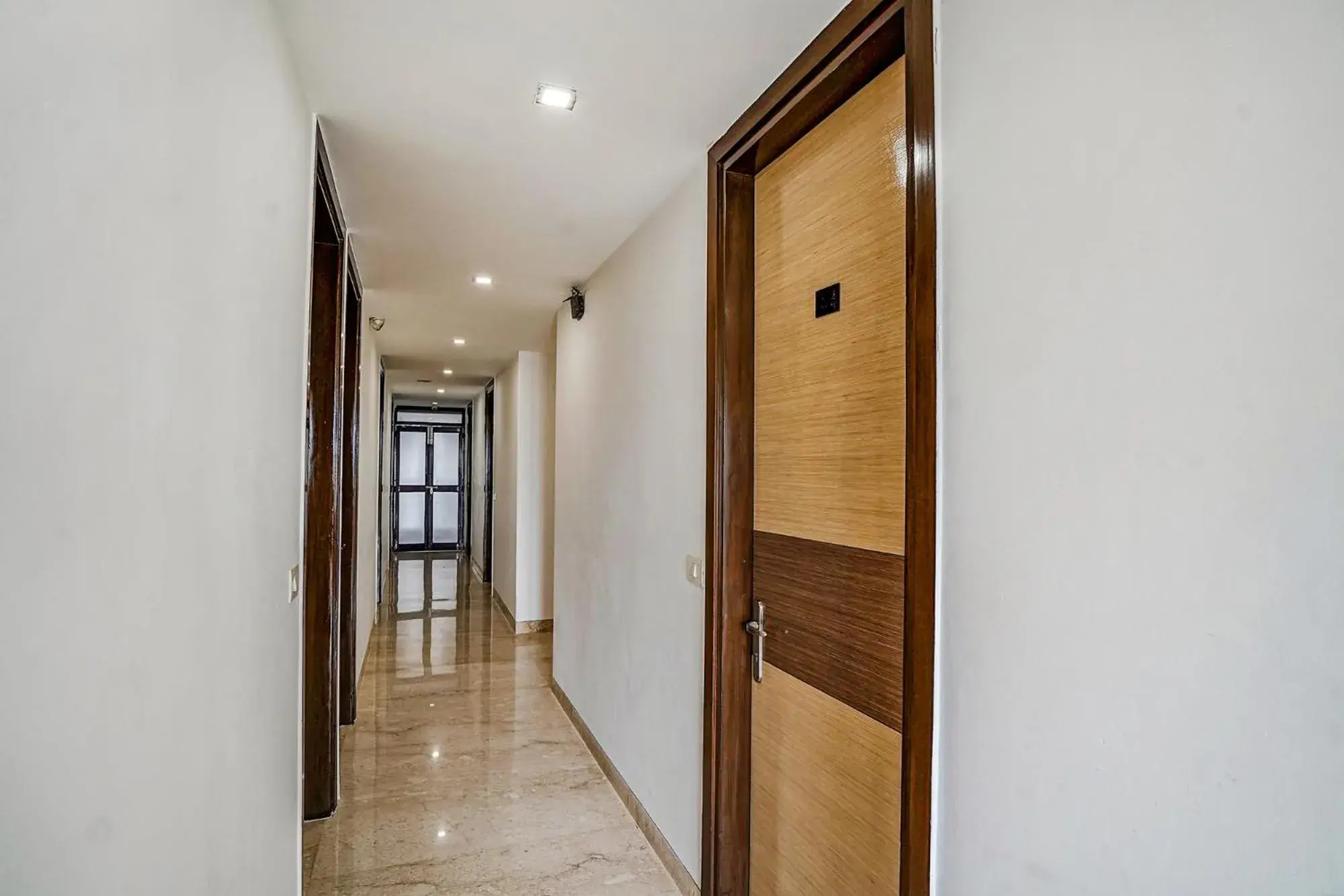 Lobby or reception in FabExpress Vasundhara Suits Lobby or reception in FabExpress Vasundhara Suits