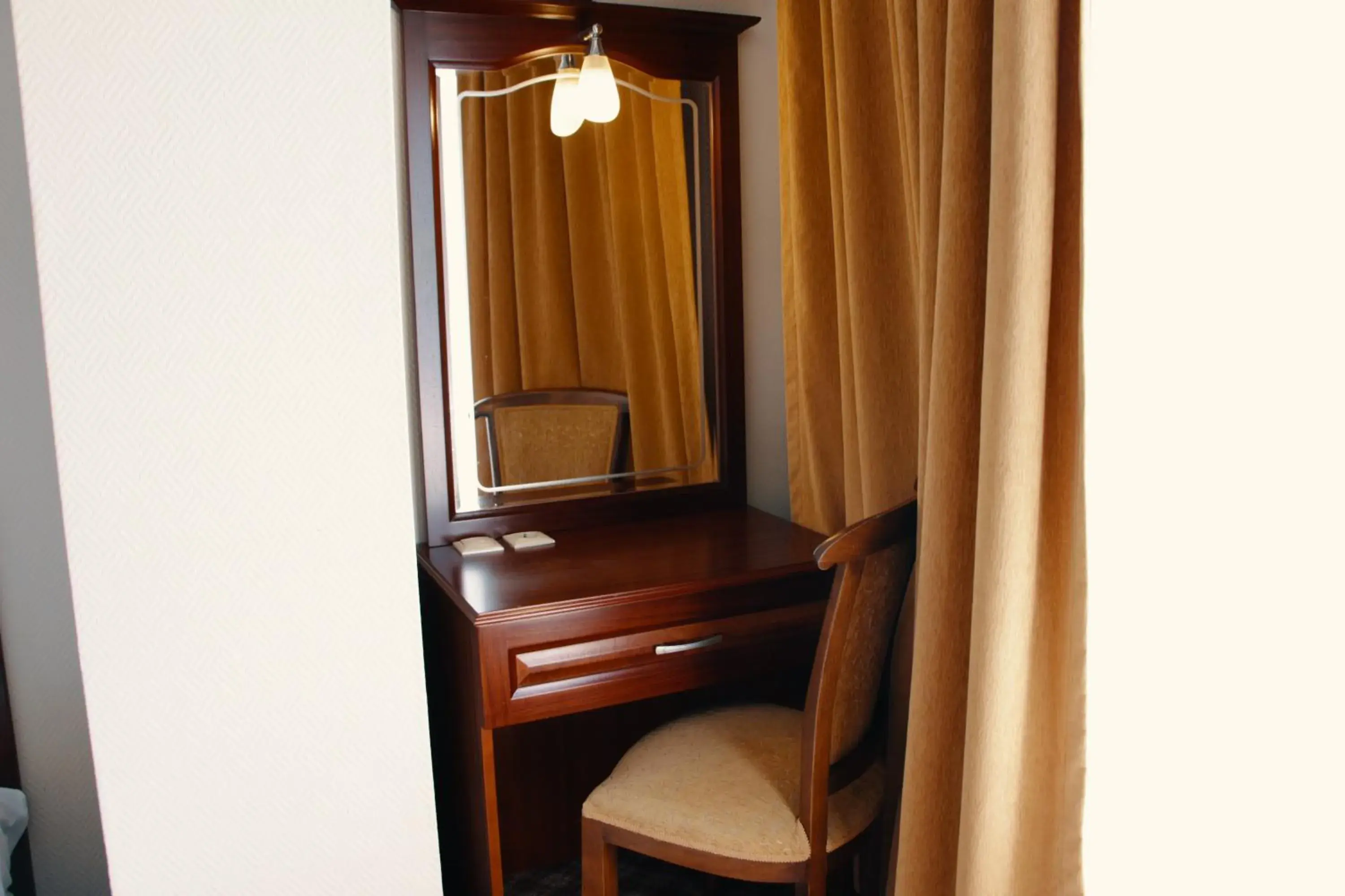 Triple Room in Grand Hotel Seferoğlu Triple Room in Grand Hotel Seferoğlu