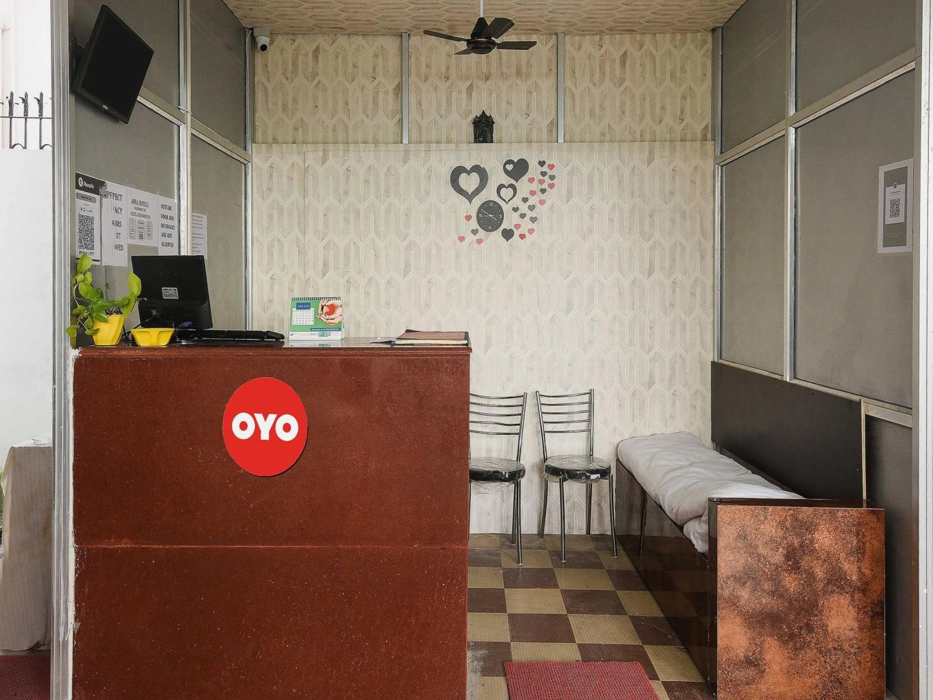 Lobby or reception in Hotel O Rudraksh Inn