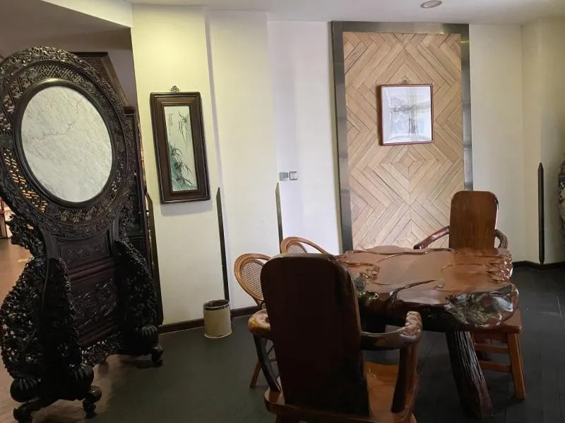 GreenTree Eastern Hotel Yueqing Shifu Chenmu Square