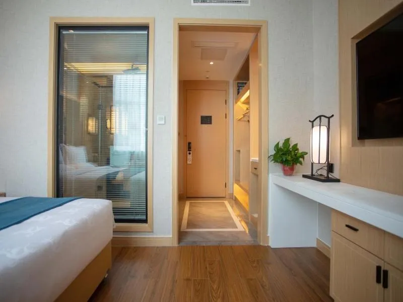 Bed in GreenTree Eastern Hotel Henan Anyang Hua County Wuzhou New Times Square