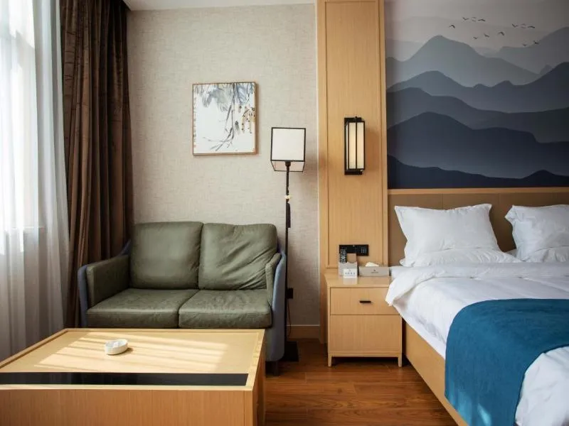 Bed in GreenTree Eastern Hotel Henan Anyang Hua County Wuzhou New Times Square