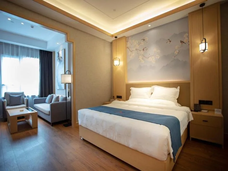 Bed in GreenTree Eastern Hotel Henan Anyang Hua County Wuzhou New Times Square