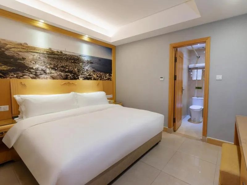 Bed in GreenTree Eastern Hotel Shenzhen Futian Civic Center Jingtan Subway Station