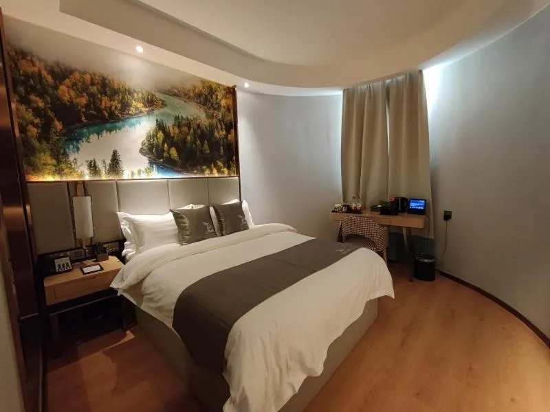 Bed in GreenTree Eastern Hotel Shenzhen Futian Civic Center Jingtan Subway Station