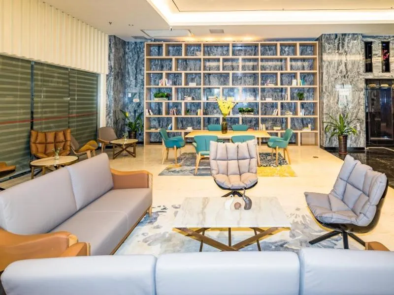 GreenTree Eastern Hotel Shenzhen Pinghu Hua'nan City Hehua Subway Station