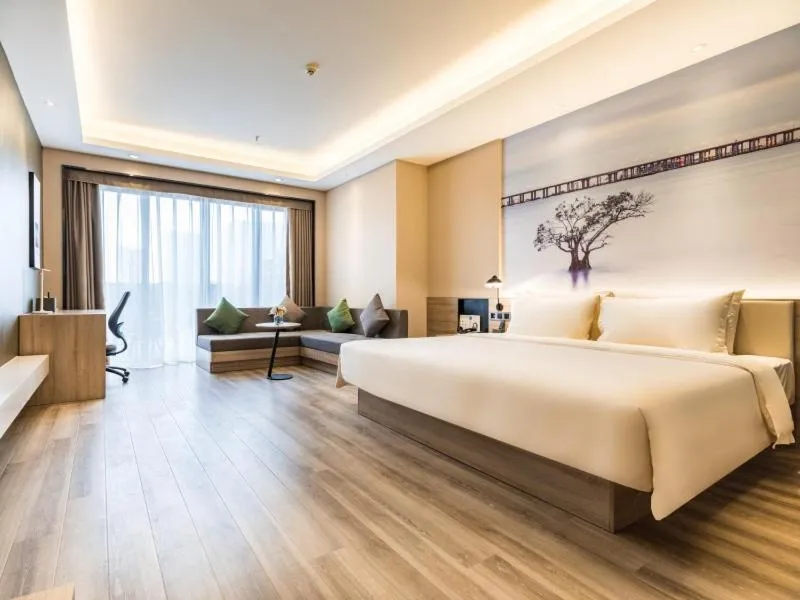 GreenTree Eastern Hotel Shenzhen Pinghu Hua'nan City Hehua Subway Station