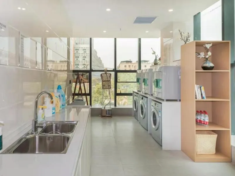 GreenTree Eastern Hotel Shenzhen Pinghu Hua'nan City Hehua Subway Station