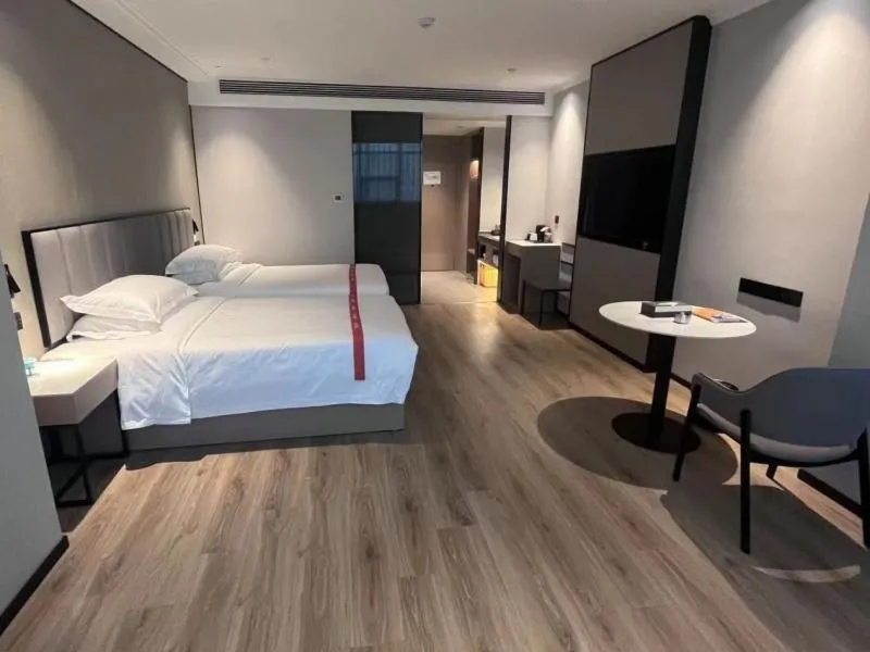 Bed in GreenTree Eastern Hotel Fuyang Jieshou Railway Station East Xinyang Road