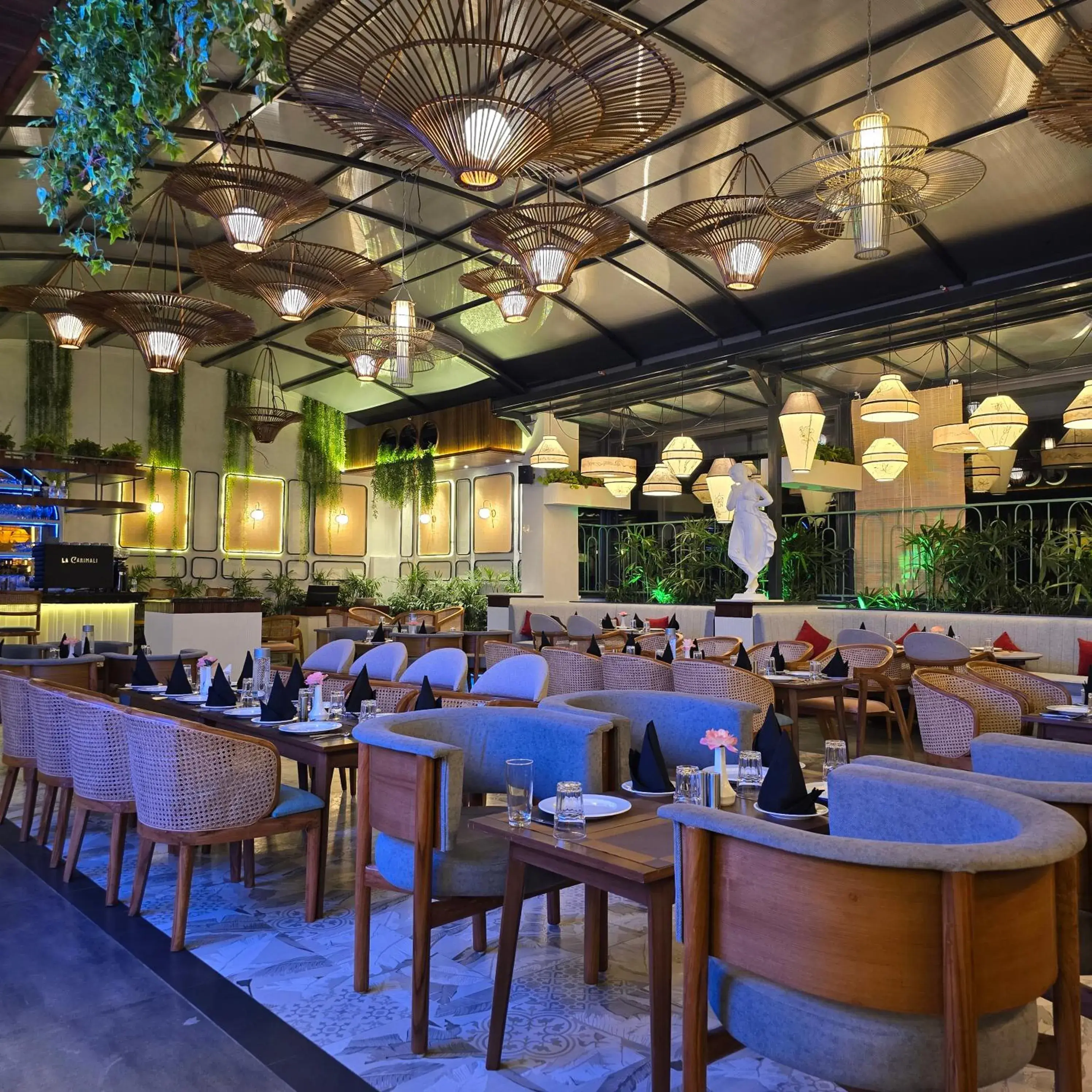 Restaurant/places to eat in The Montage Restaurant/places to eat in The Montage