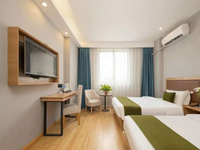 GreenTree Inn Express Hotel North Huaihai Road