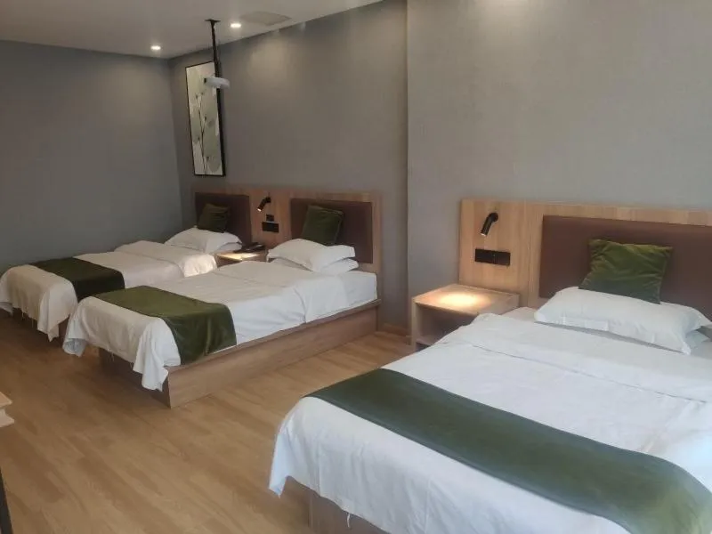 GreenTree Inn Express Hotel North Huaihai Road